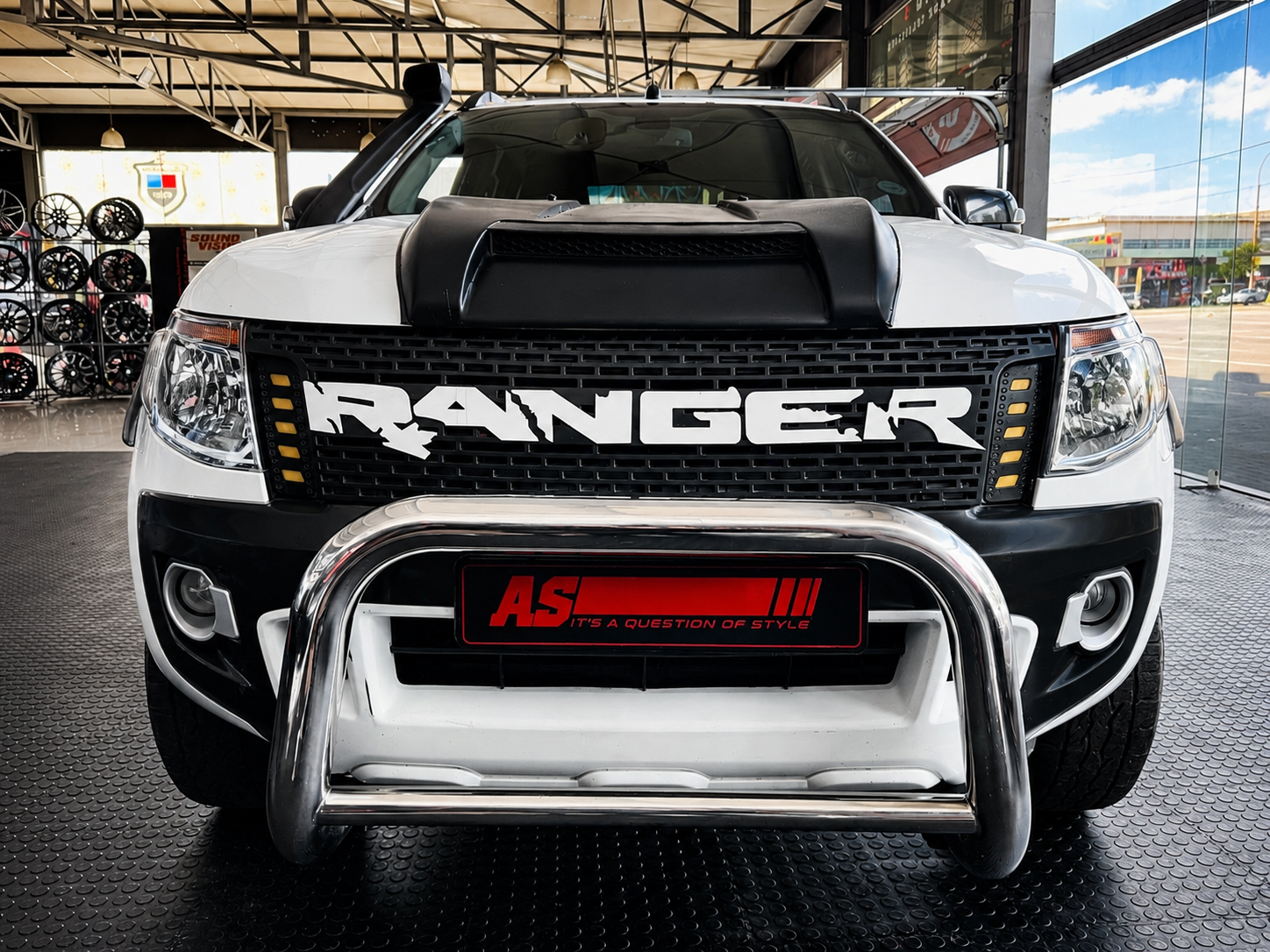 FORD RANGER T6 2012-2015 NON PDC NUDGE BAR CHROME - Autostyling Klerksdorp