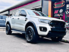 RANGER FX4 style MATT BLACK SLIM WHEEL ARCHES with reflector