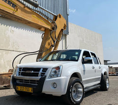 295/50/15 Vitour galaxy r1 white letters