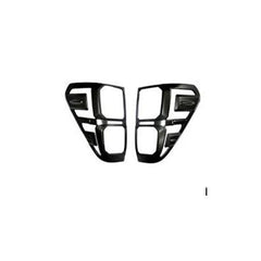 TOYOTA hilux (revo) 2016-2019 TAIL LIGHT TRIM