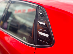 Polo 6 rear window louve