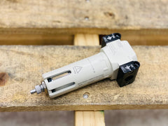 Water trap for air suspension