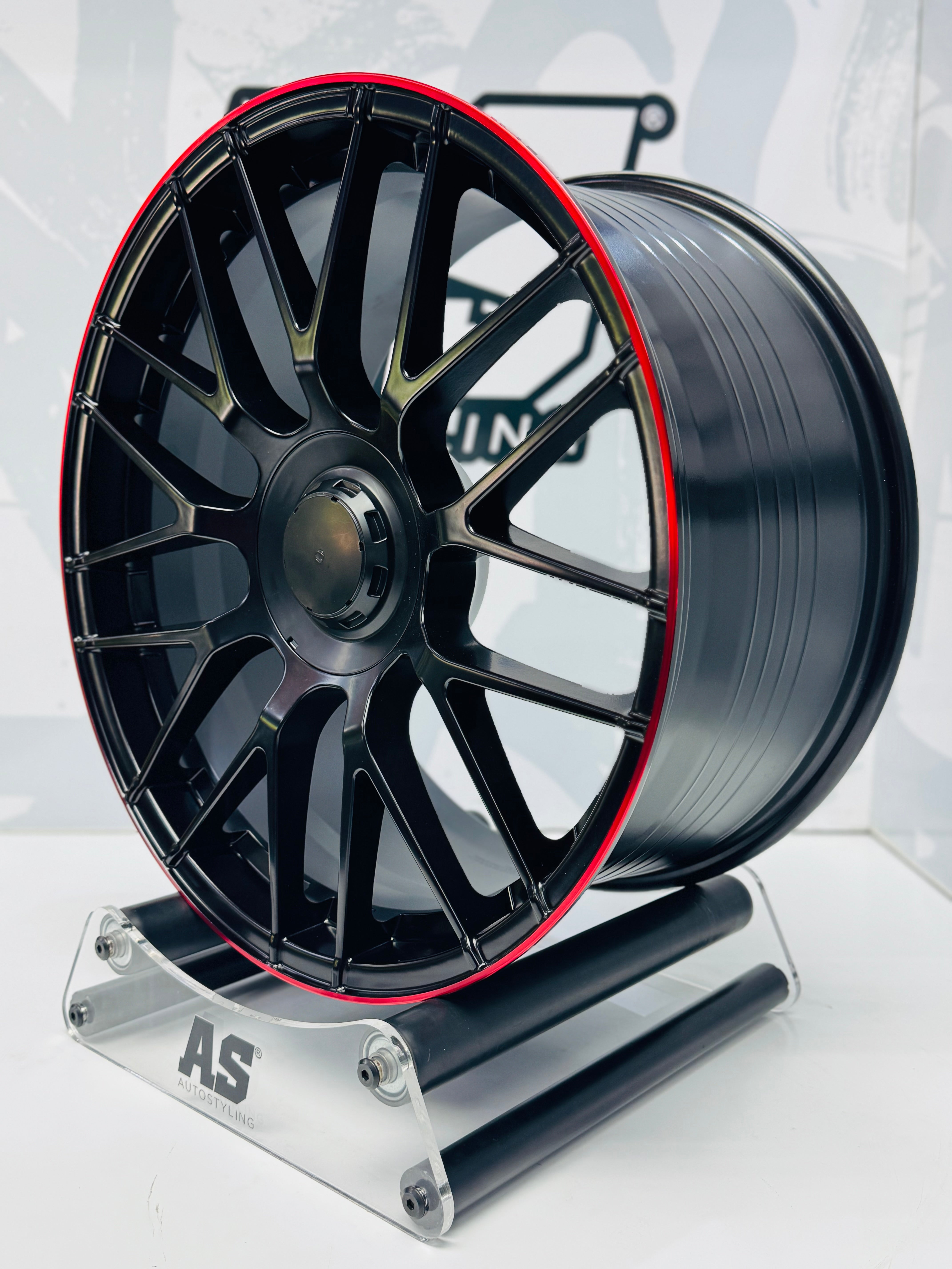 19” 5x112 C63s BLACK with red lip - Autostyling Klerksdorp