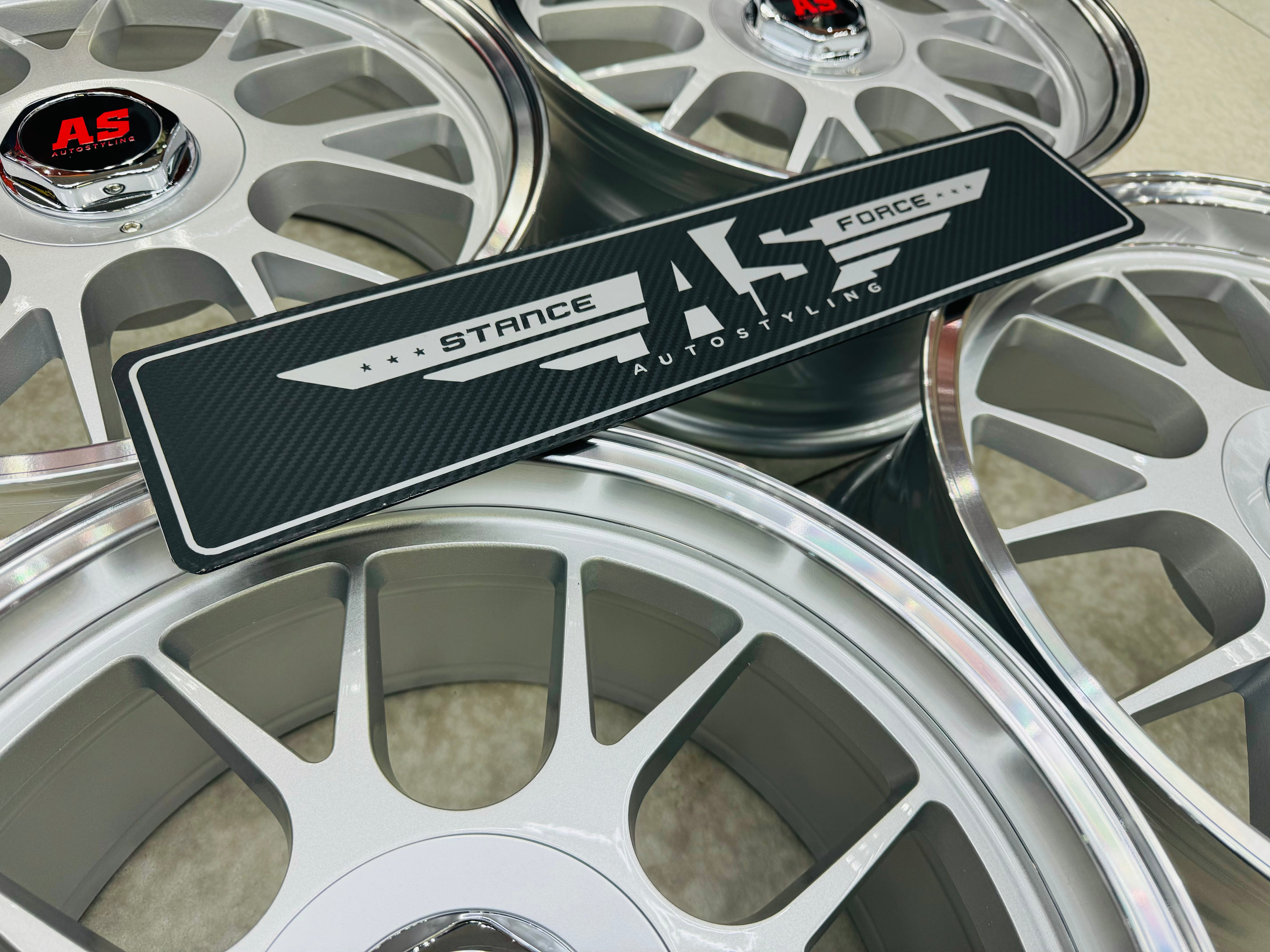 17” HOCK R SILVER 9x100