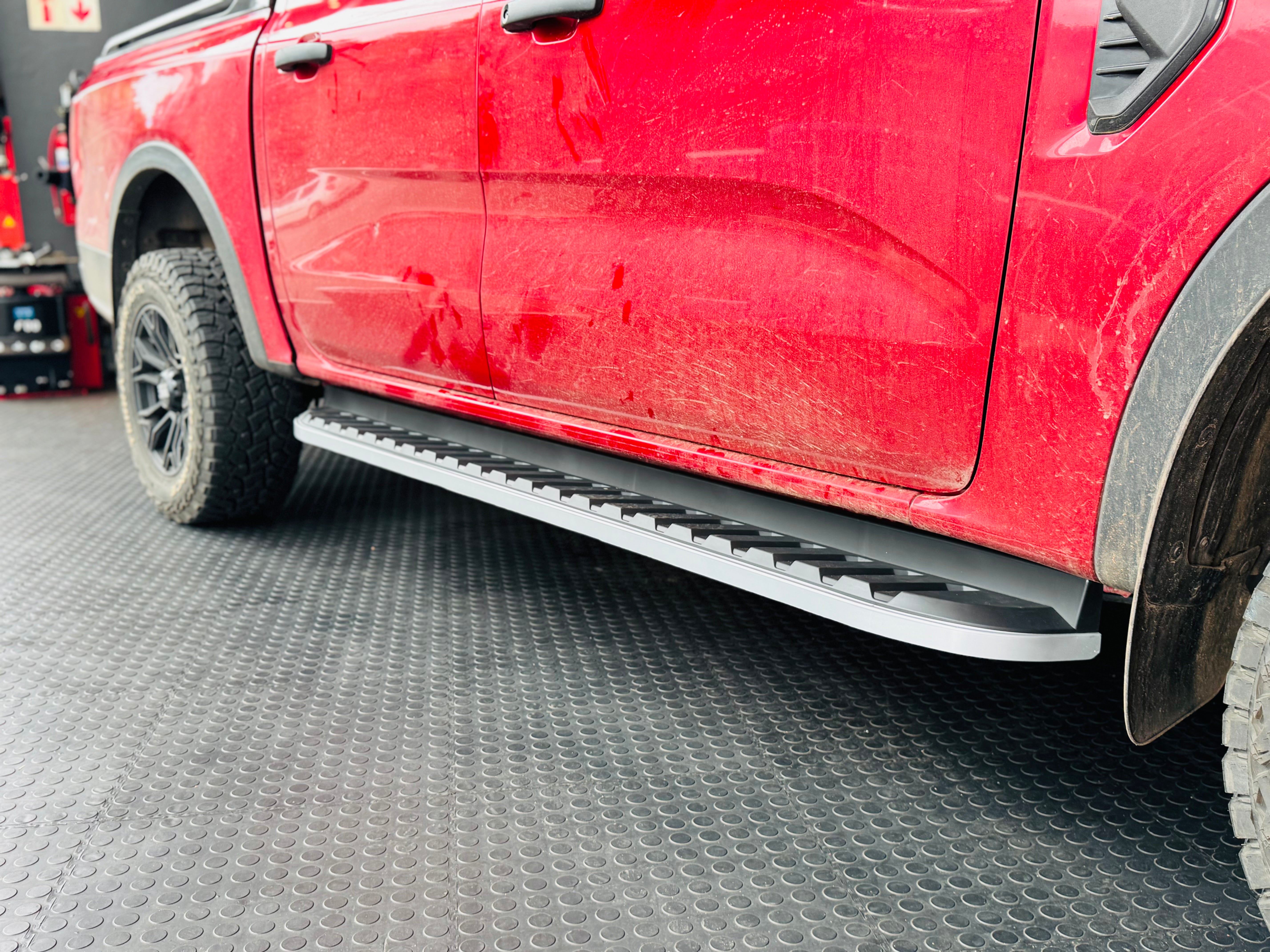 Ford ranger T6 / T7 / T9 incl next Gen 2012- 2025 SIDE  STEPS BRAND NEW