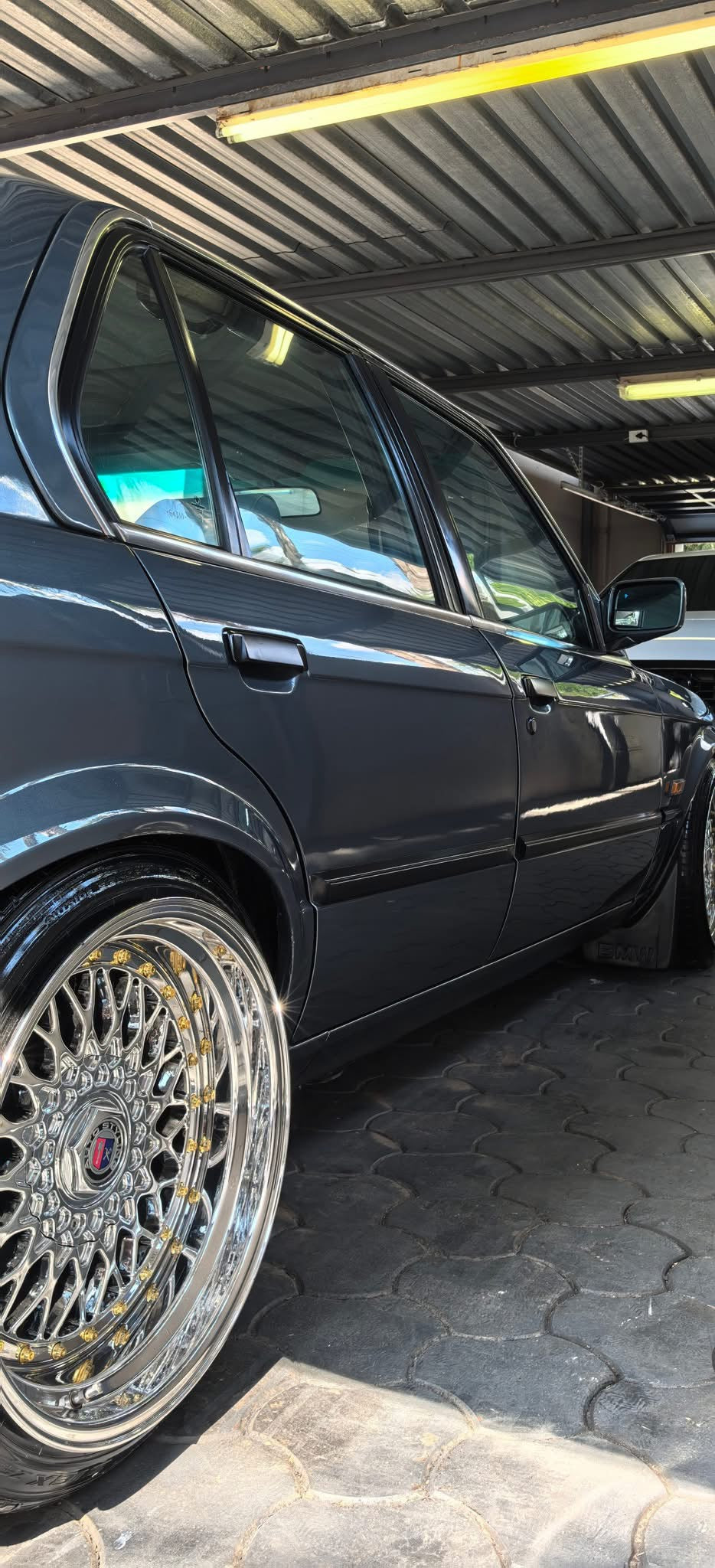 17” AS® Mesh chrome 4x100 & 5x100 10j rear GOLD STUDS