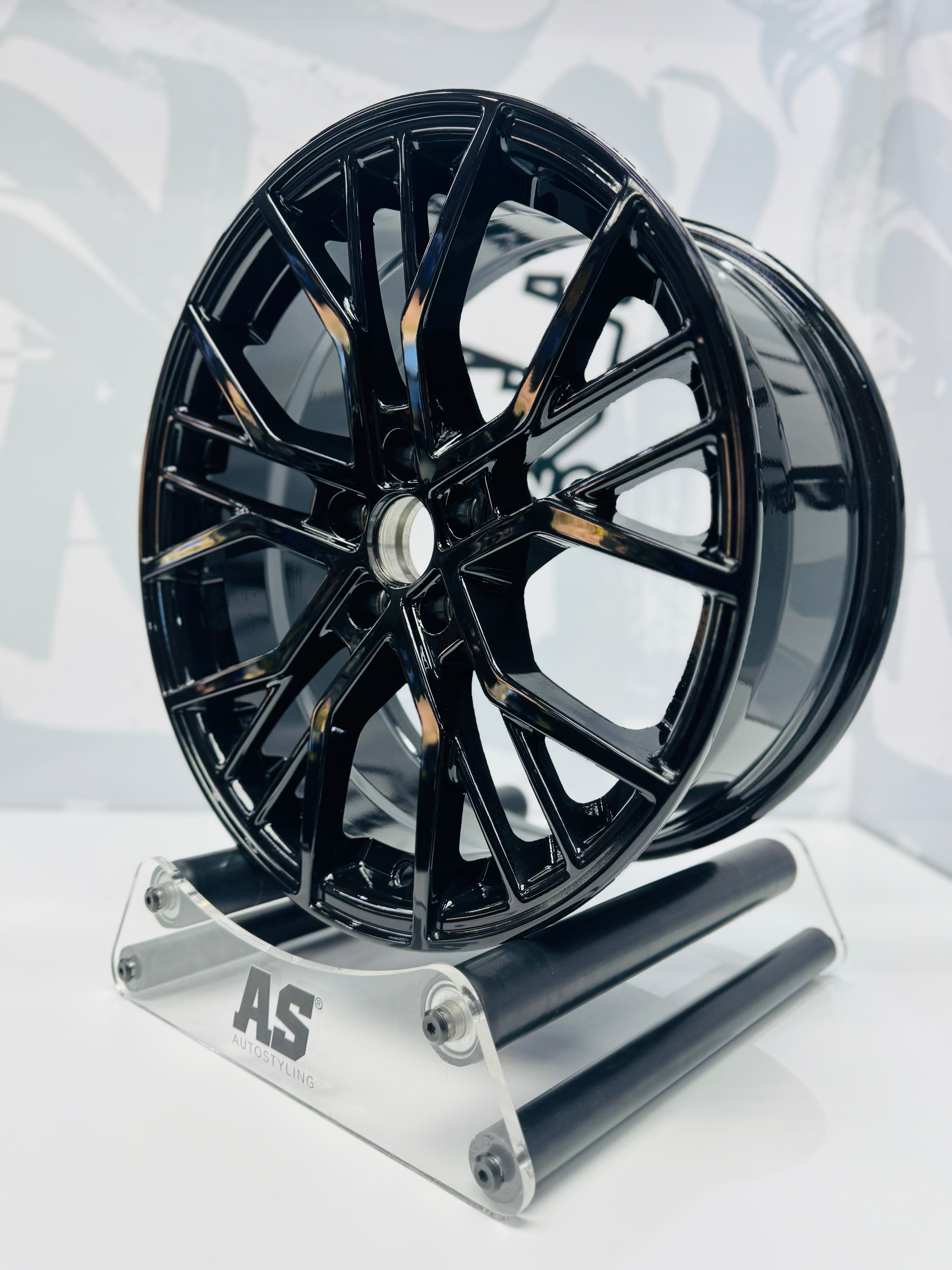17” AS-991  5/100 PCD to fit POLO GLOSS BLACK