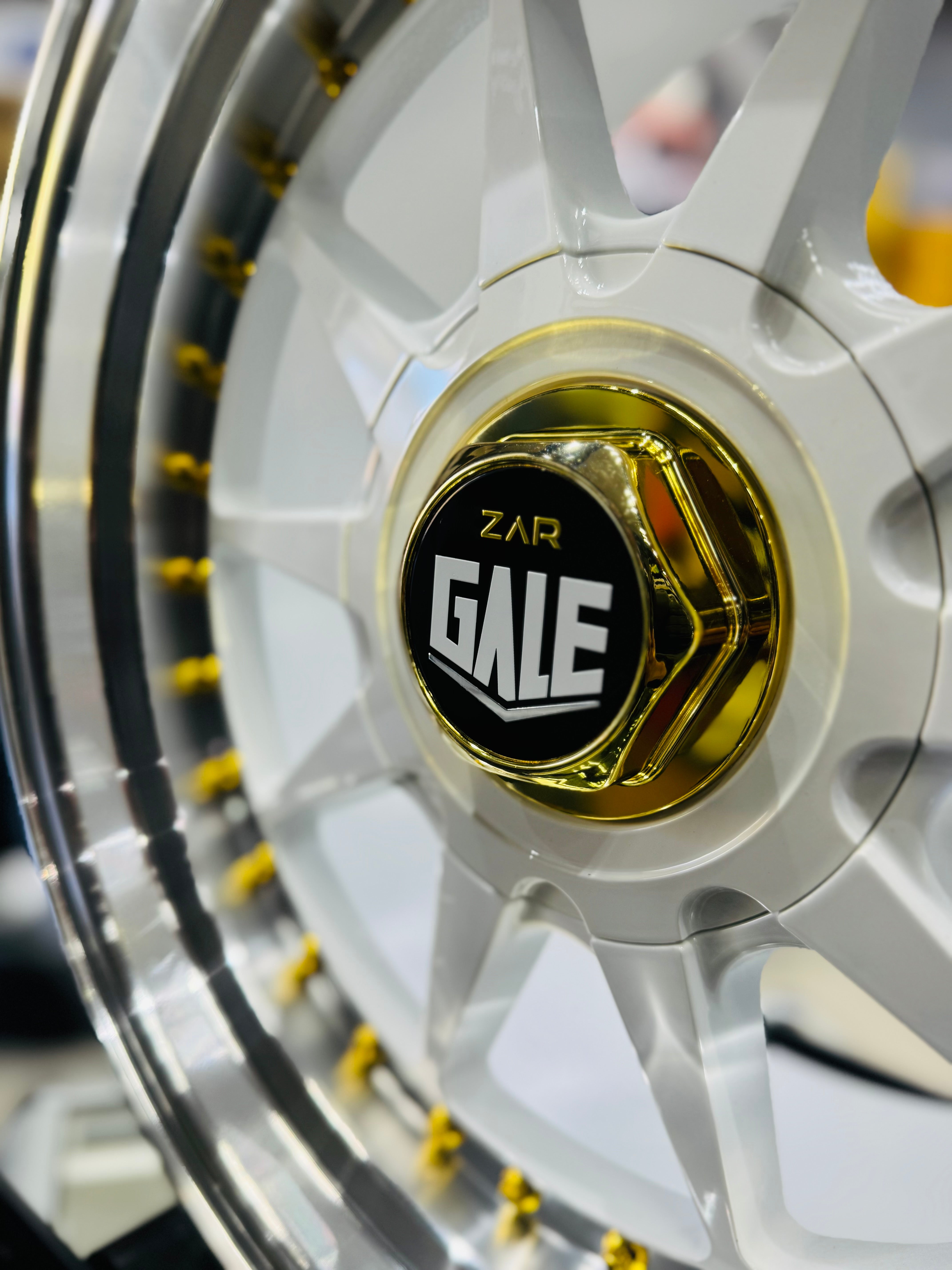17'' GALE  4/100 & 5/100  WHITE