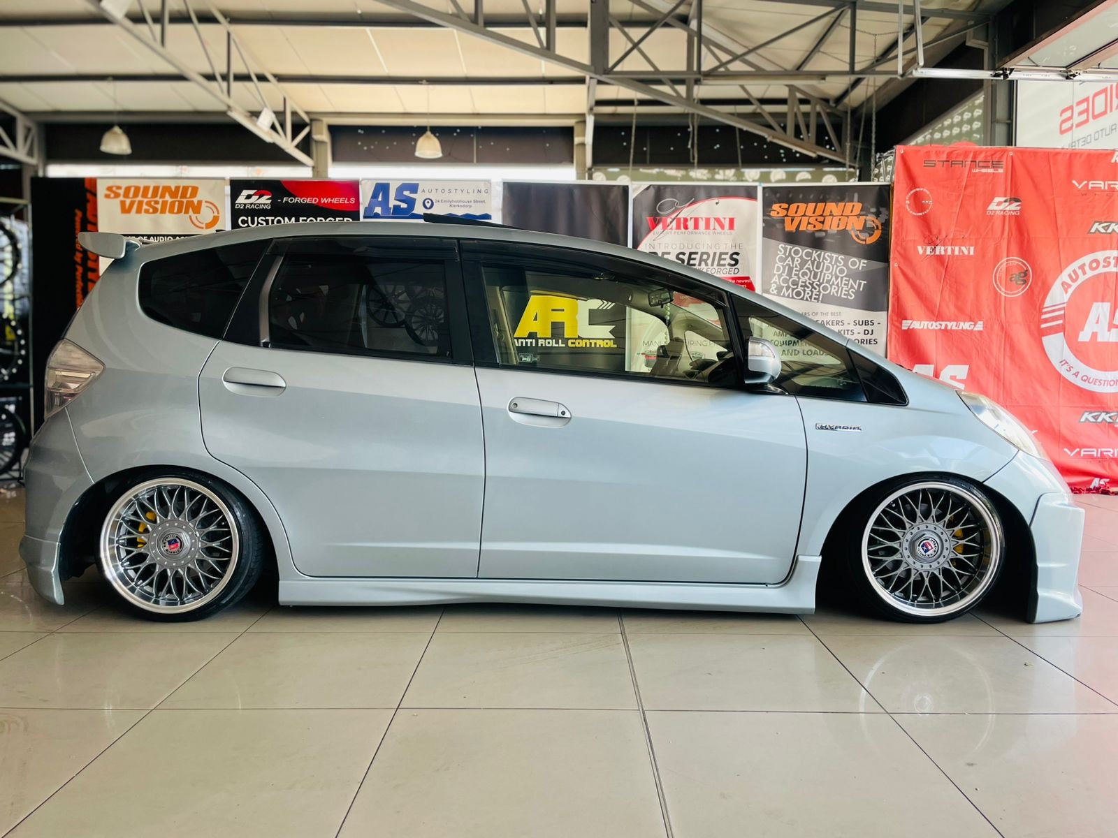 16” AS-VURA MESH / JETTA VR6 click on description for specs