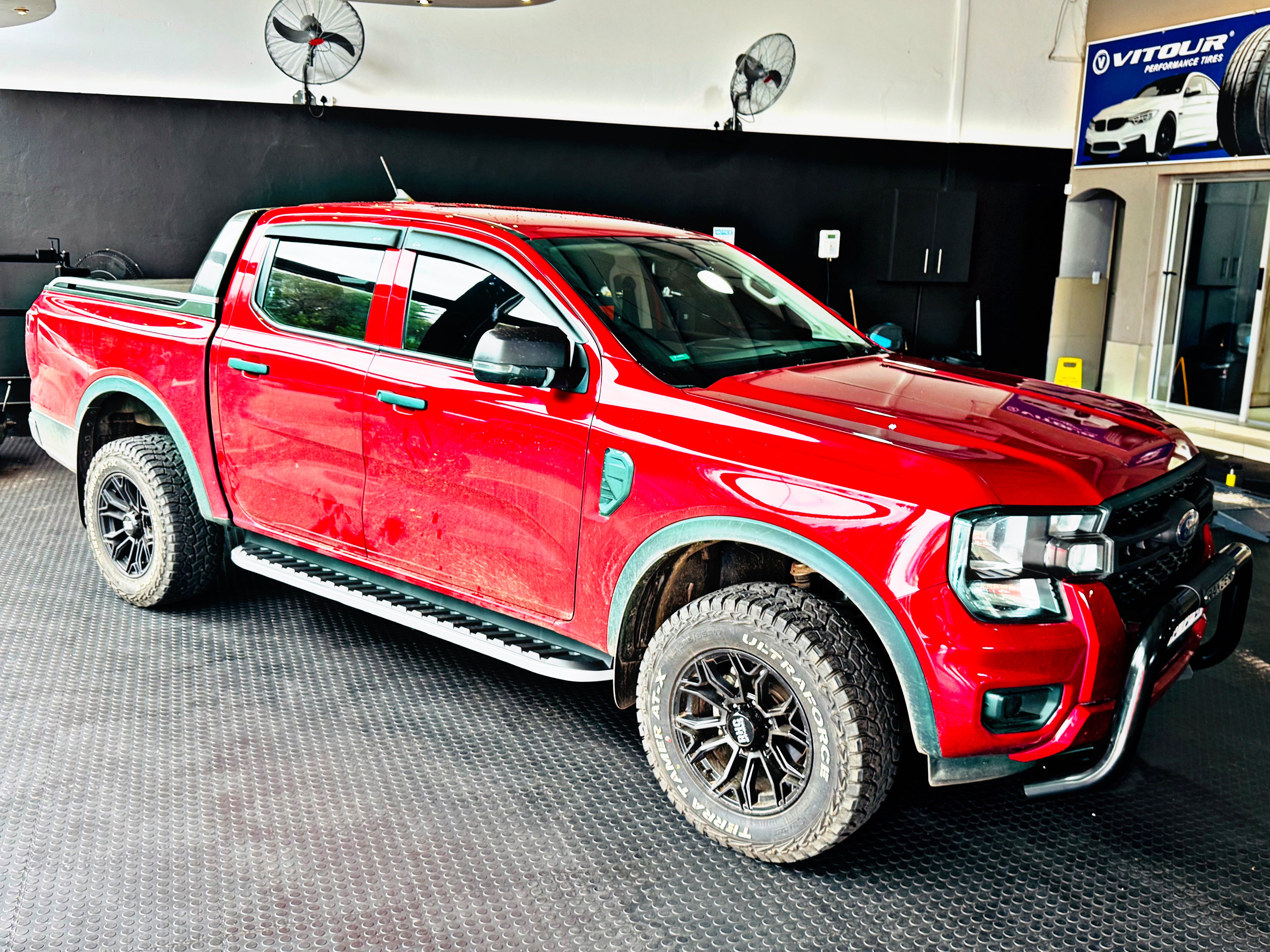 Ford ranger T6 / T7 / T9 incl next Gen 2012- 2025 SIDE  STEPS BRAND NEW