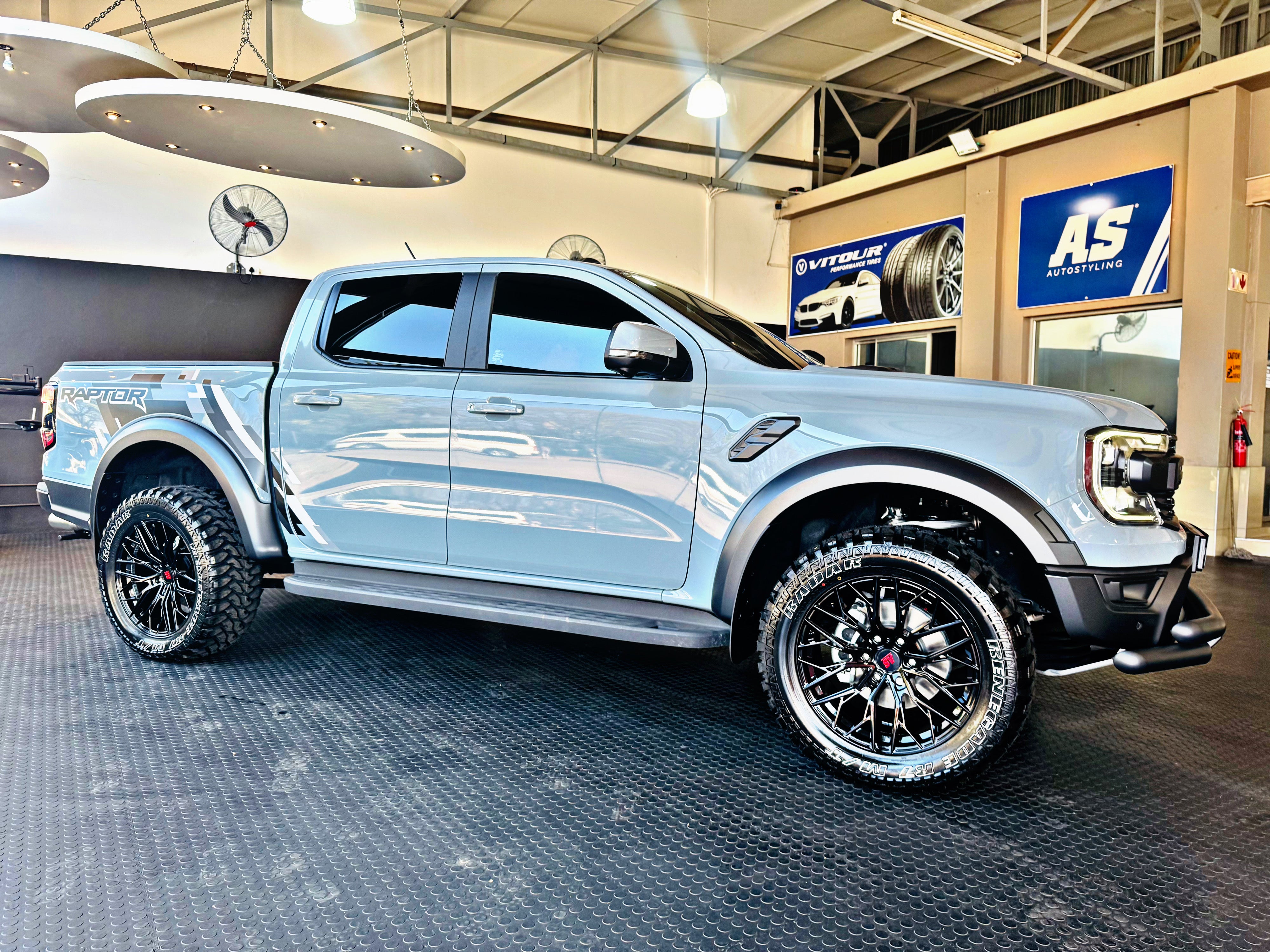 20” AS LOS ANGELES  BAKKIE RIMS 6/139 PCD