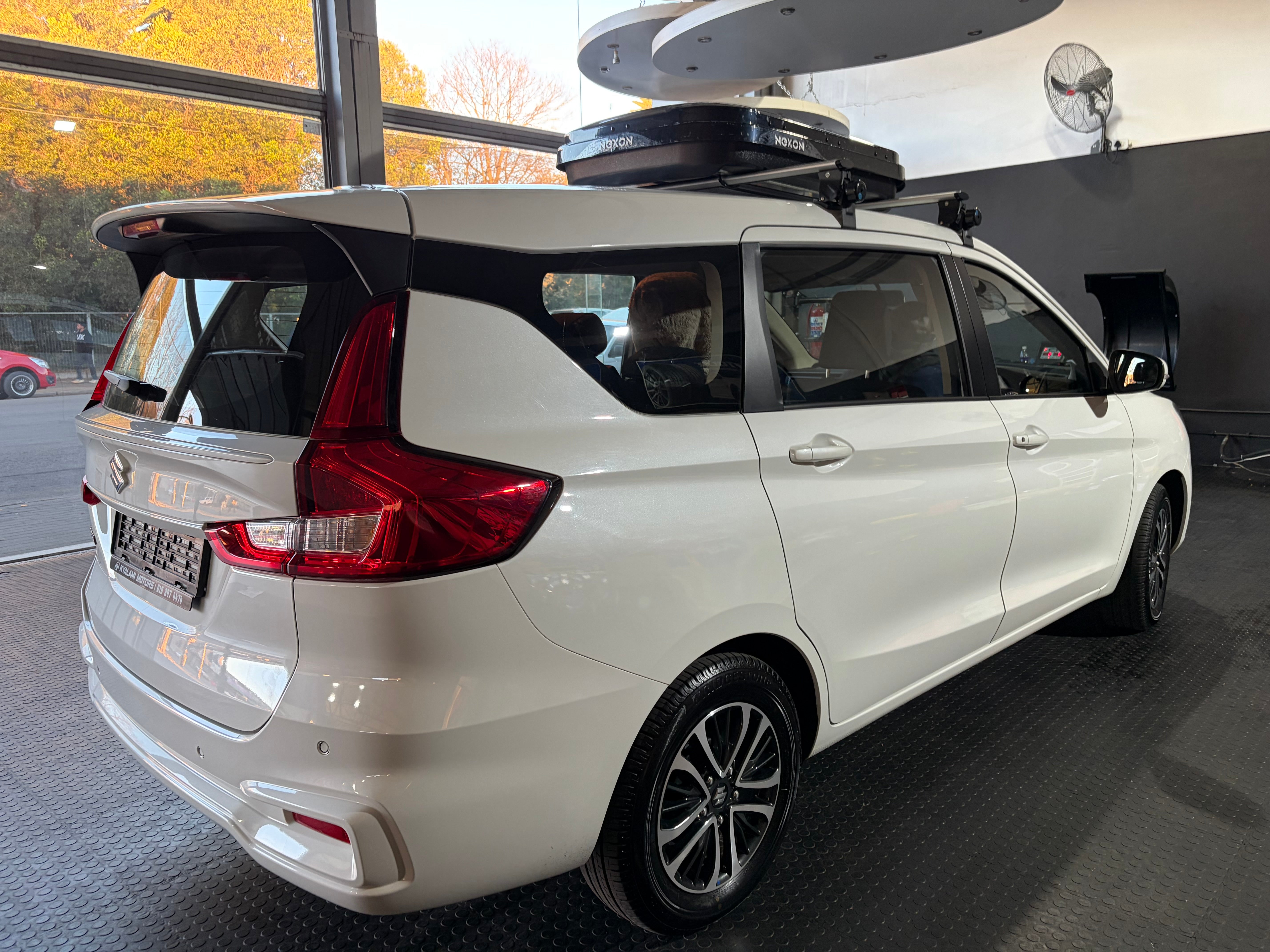 ROOF BOX 300L ABS PLASTIC