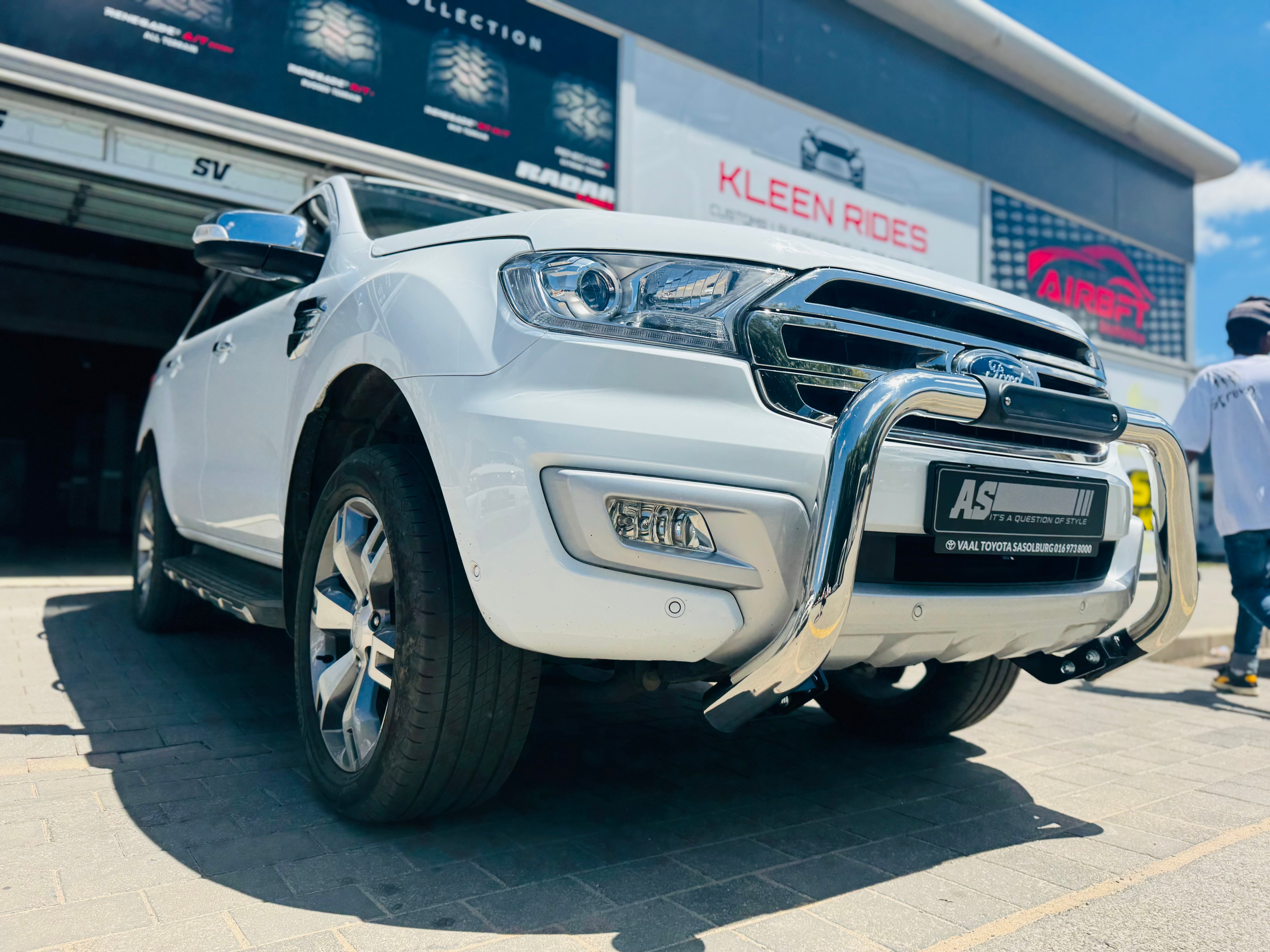 FORD RANGER 2016-2021 PDC FRIENDLY NUDGE BAR CHROME