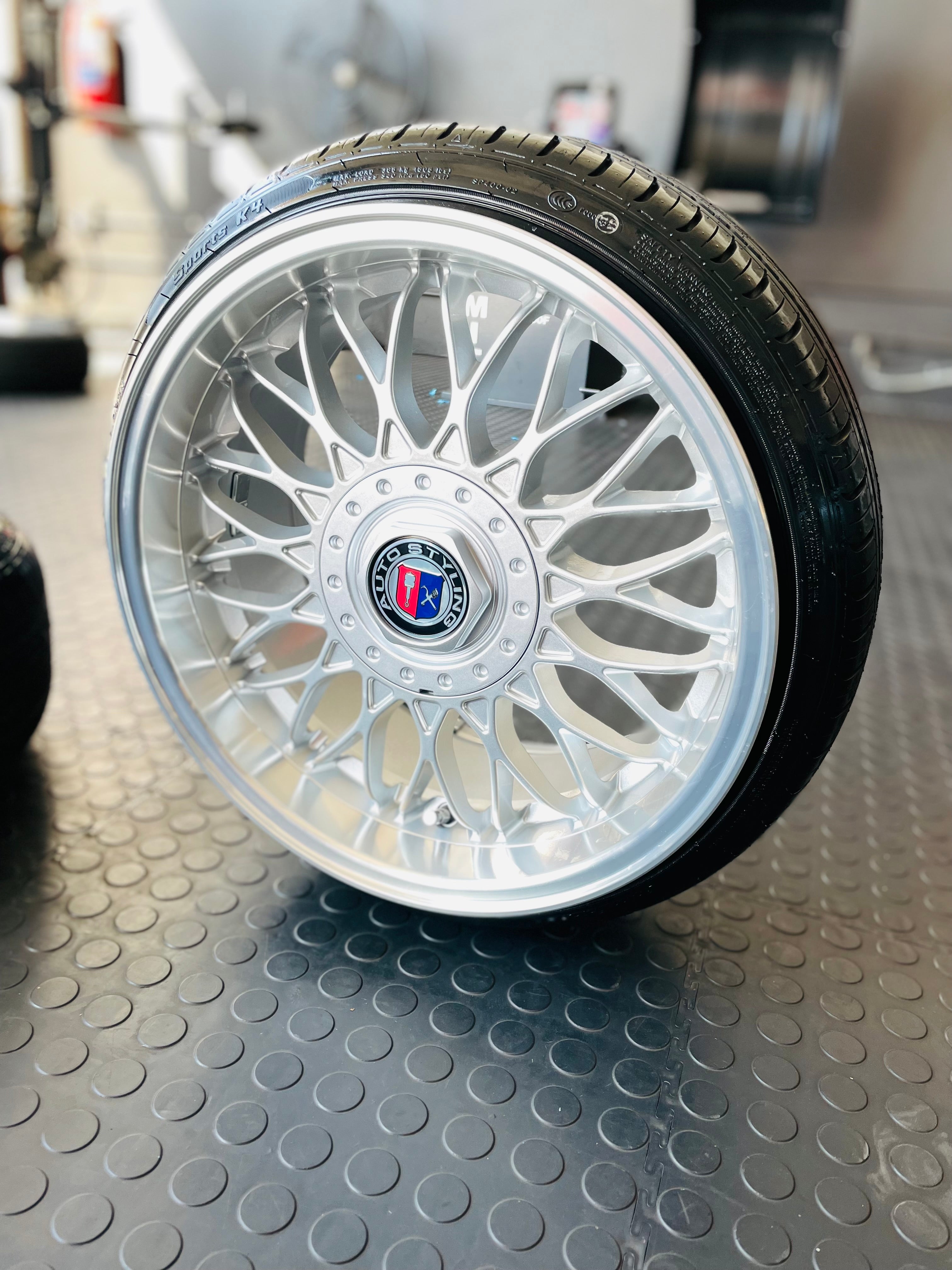 16” AS-VURA MESH / JETTA VR6 click on description for specs