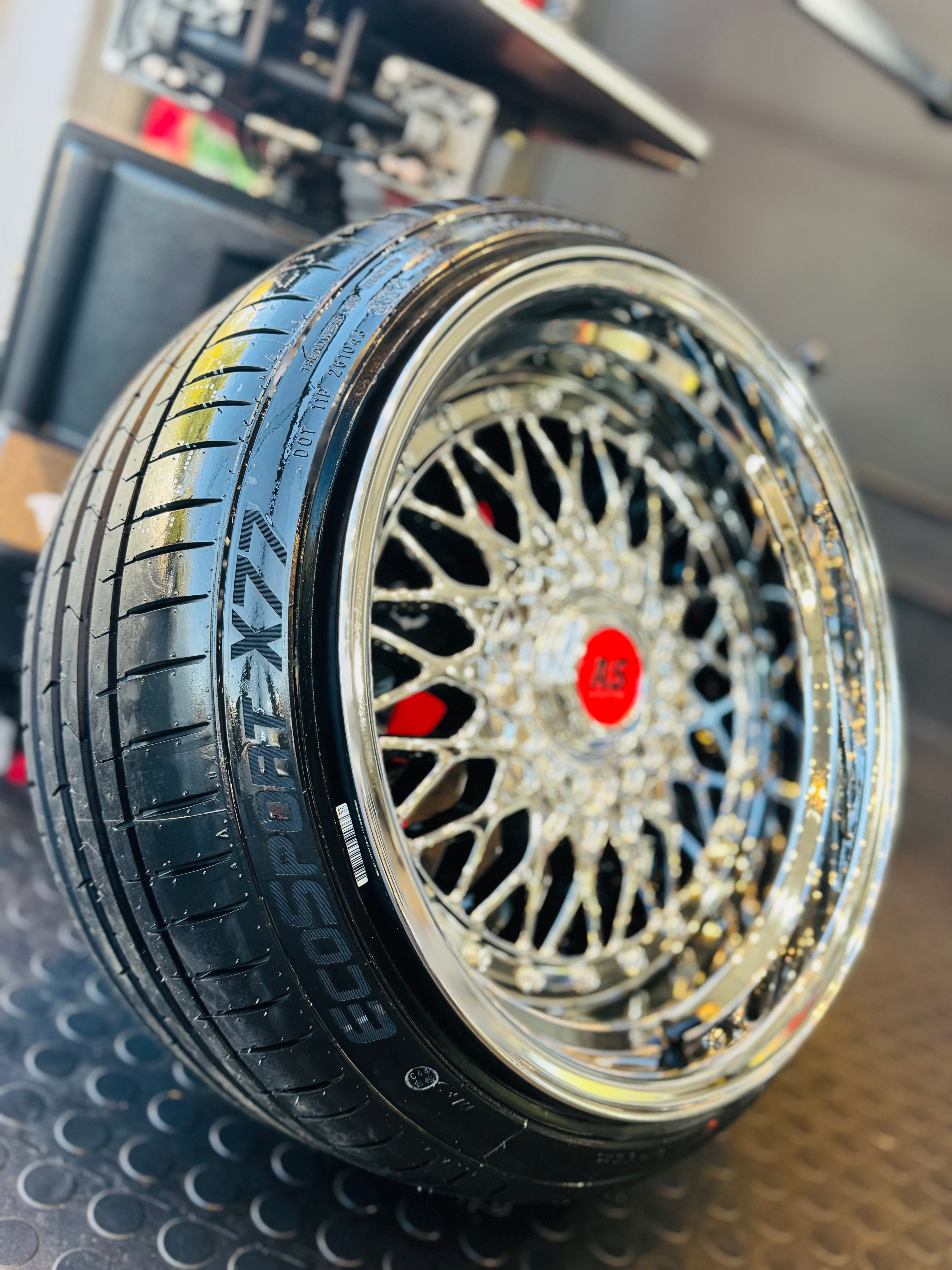 18” AS - 100SPOKE WIRE WHEEL FITS ALL CARS