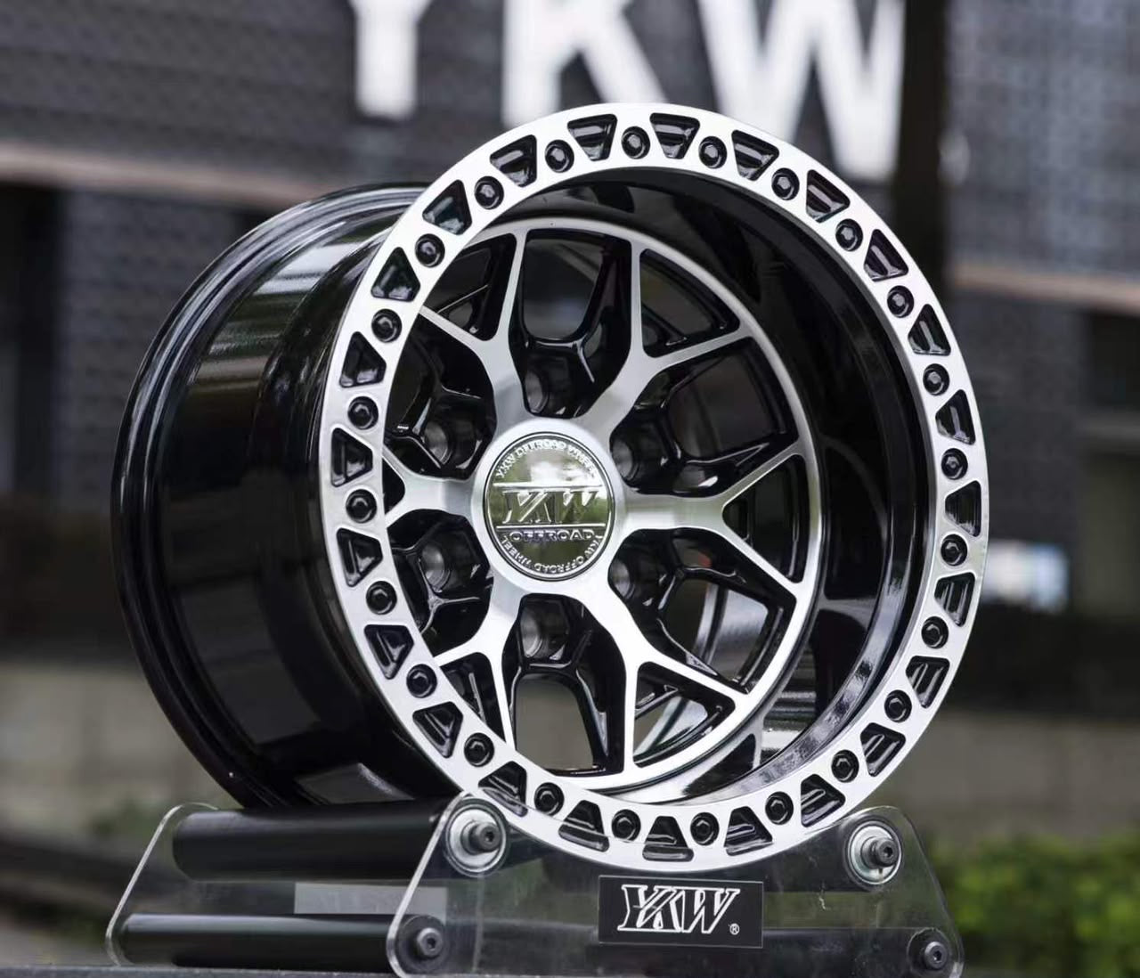 15″ YKW 5510 6/139 10j Alloy bakkie wheels