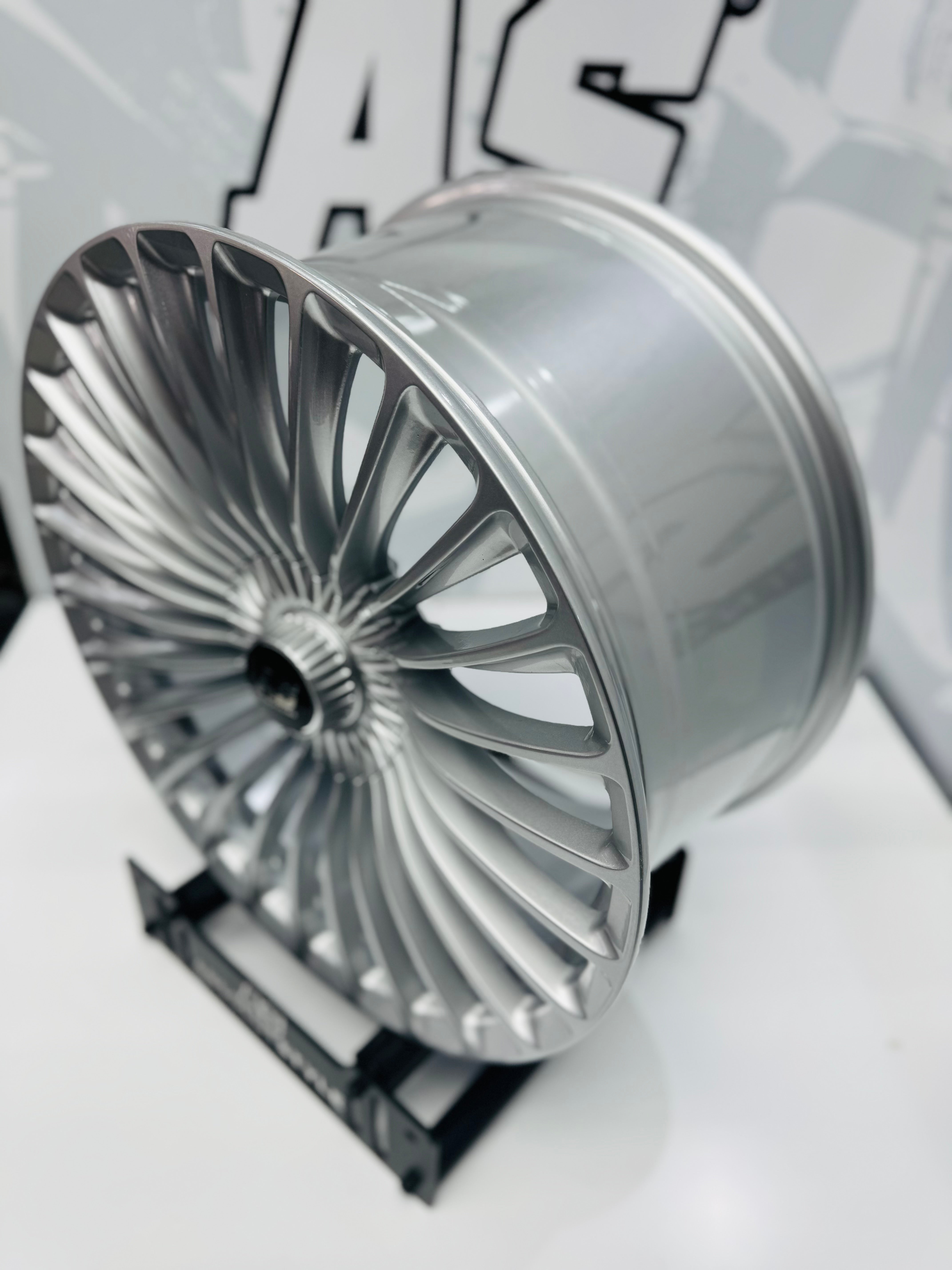 19” K328 MAYBAC 5/112 SILVER