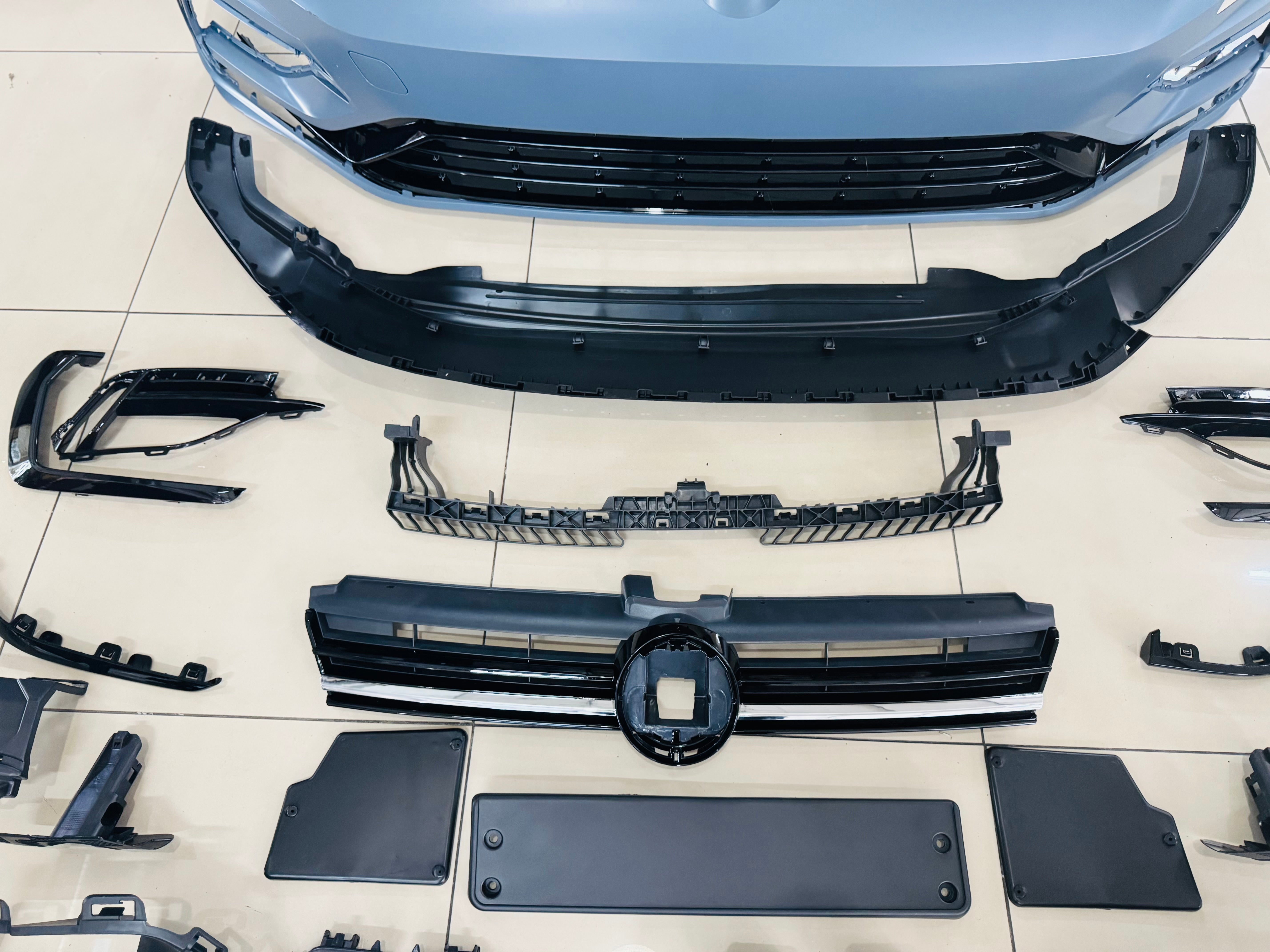 VW GOLF 7 to 7.5 R FRONT BUMPER UPGRADE - Autostyling Klerksdorp
