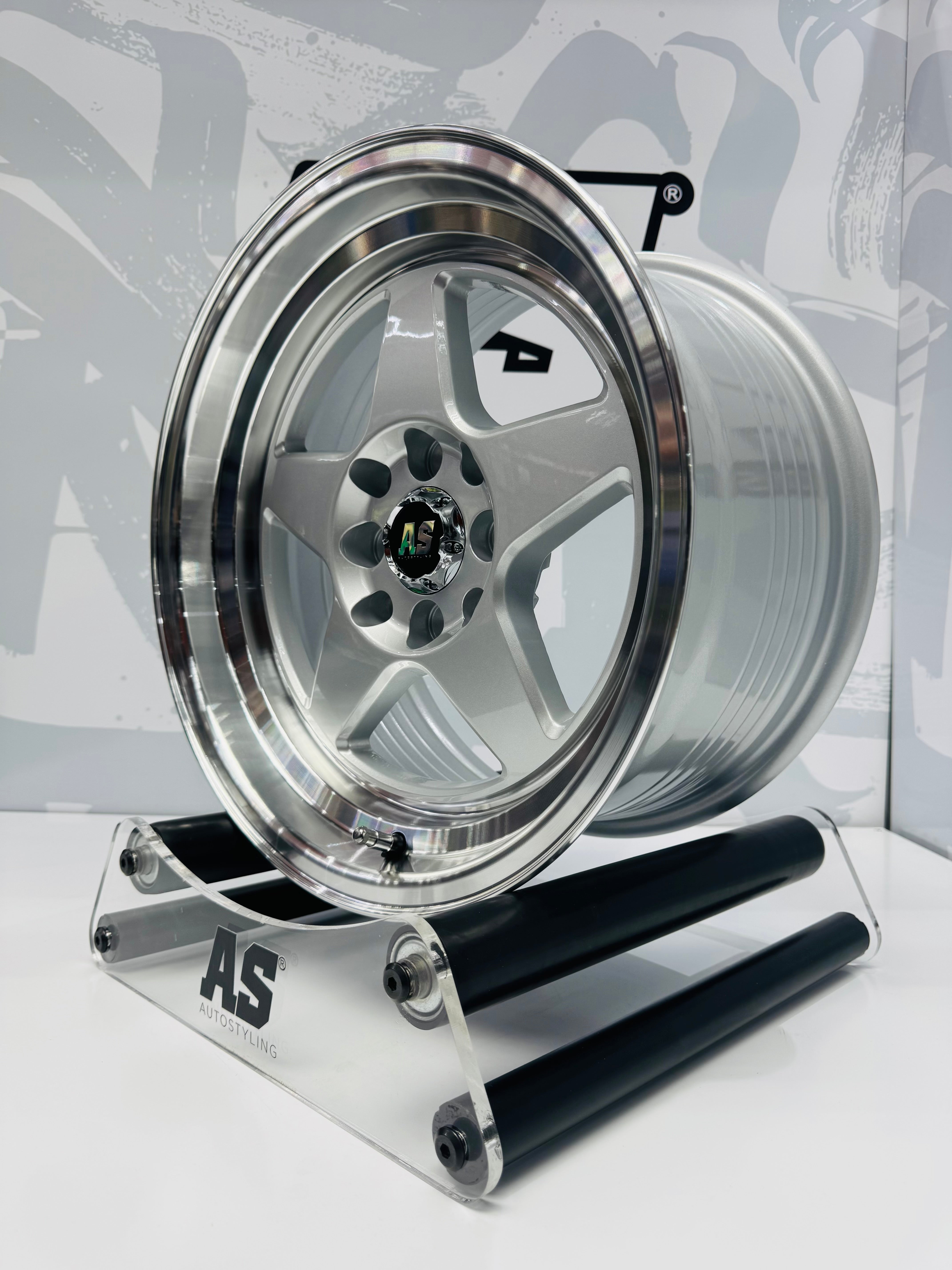 15” M7697 4/100 4/114 SF