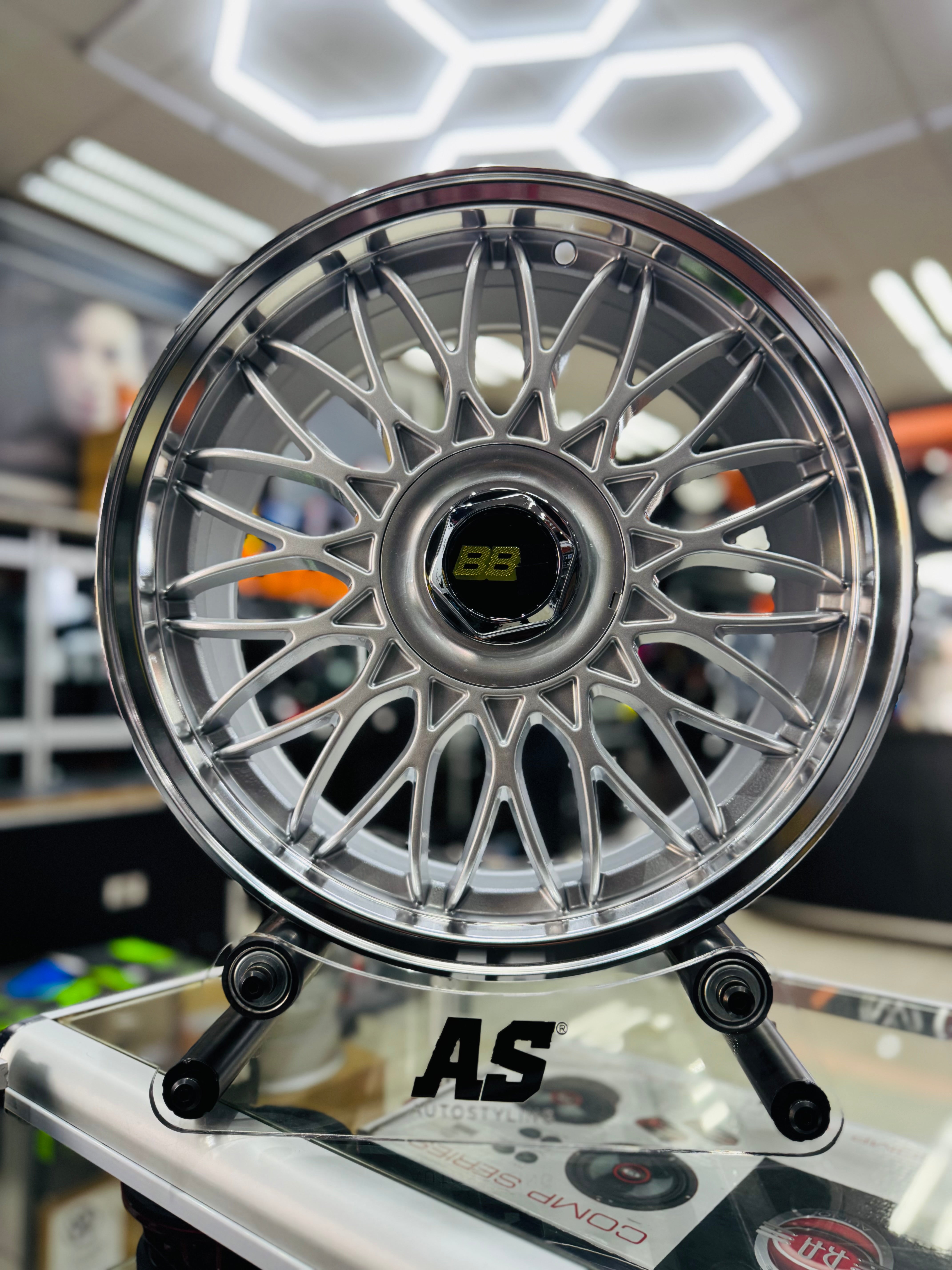 17” VURA 5x100 & 4x100 pcd wheels