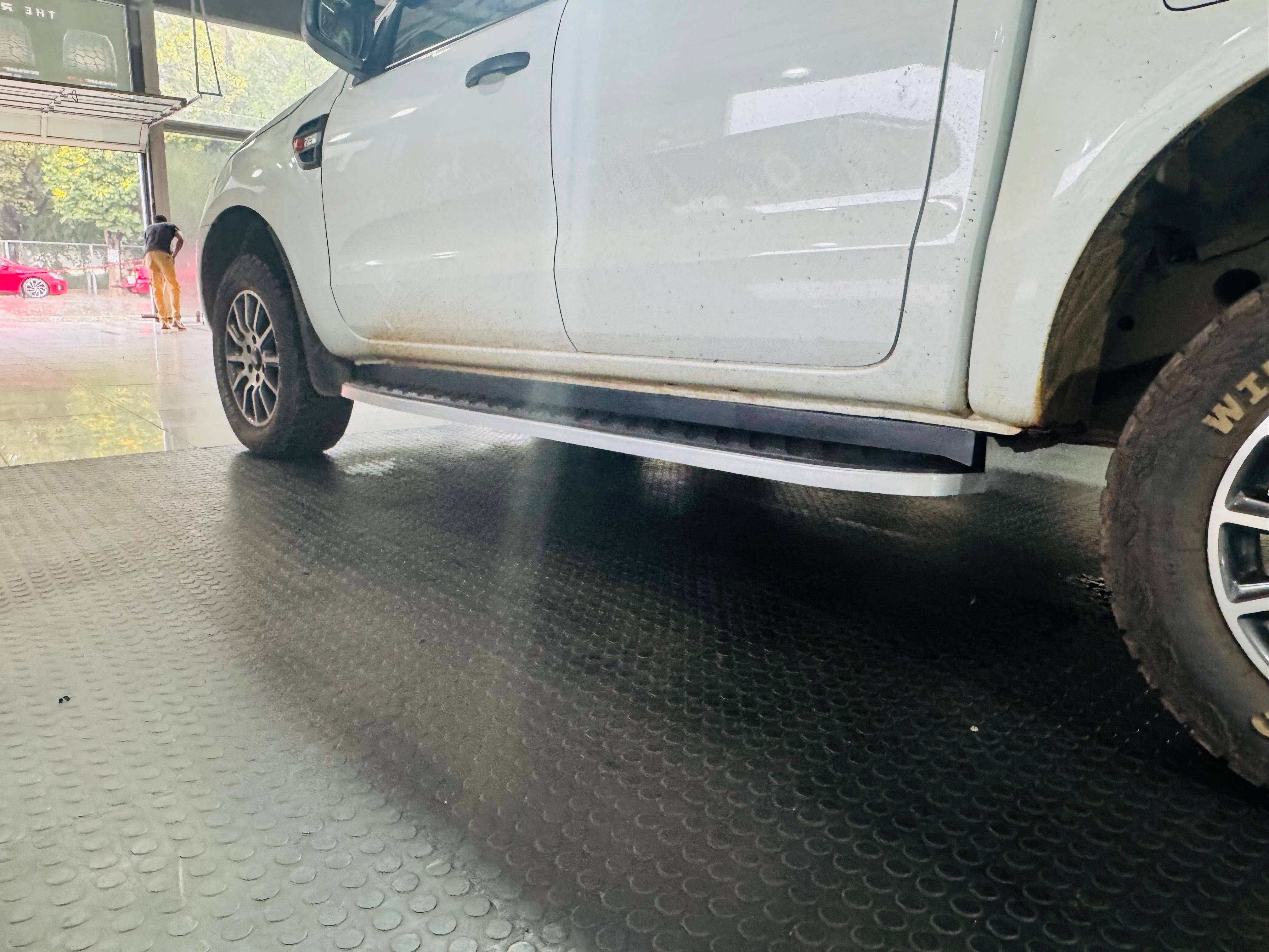 Ford ranger T6 / T7 / T9 incl next Gen 2012- 2025 SIDE  STEPS BRAND NEW