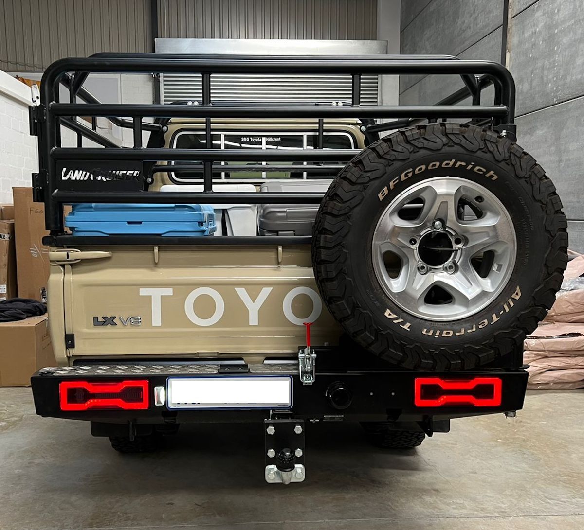TOYOTA LANDCRUISER 79 LED TAILIGHTS SMOKED