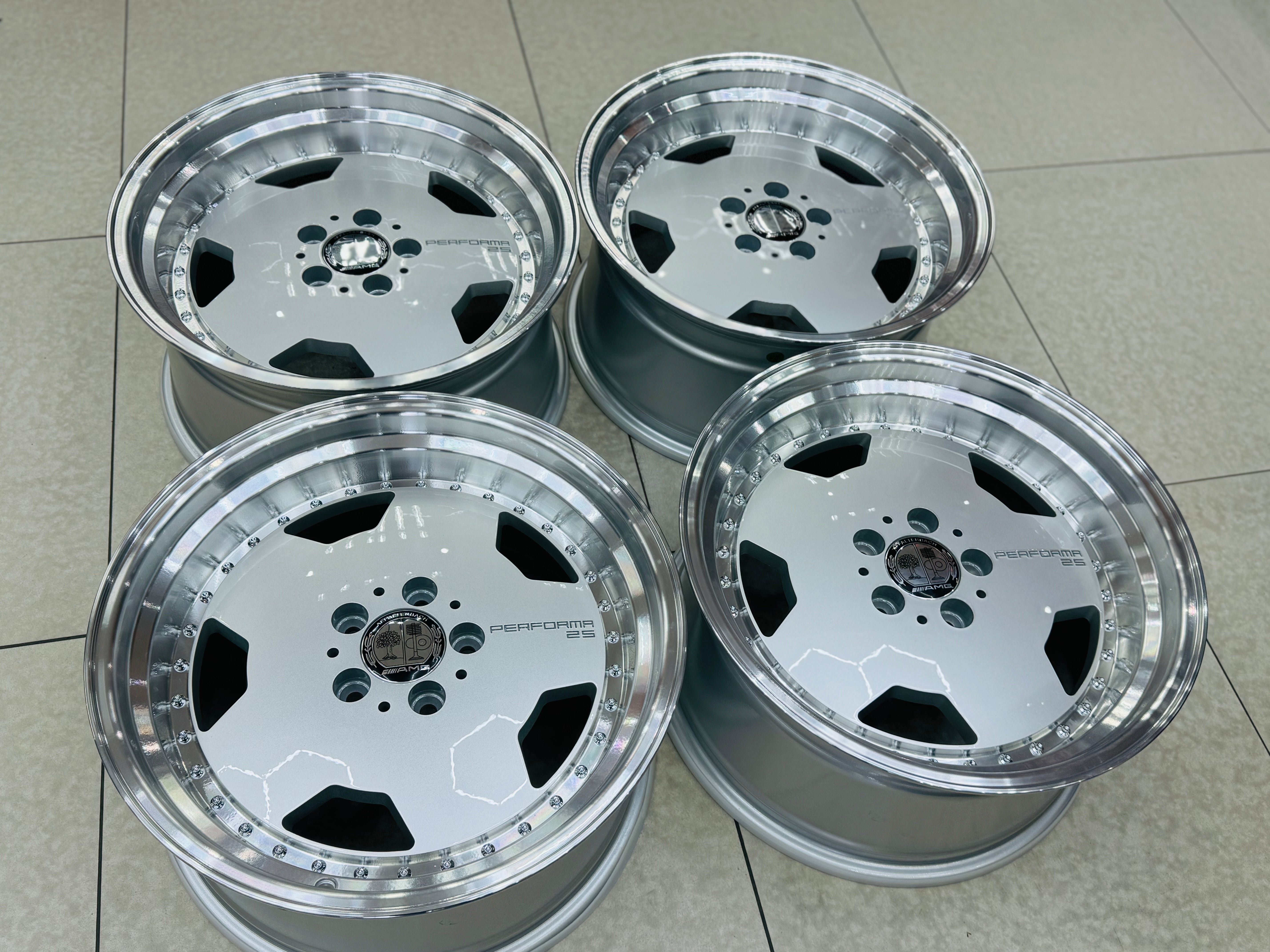 18” AMG PERFORMA 5-112 9J ALL ROUND