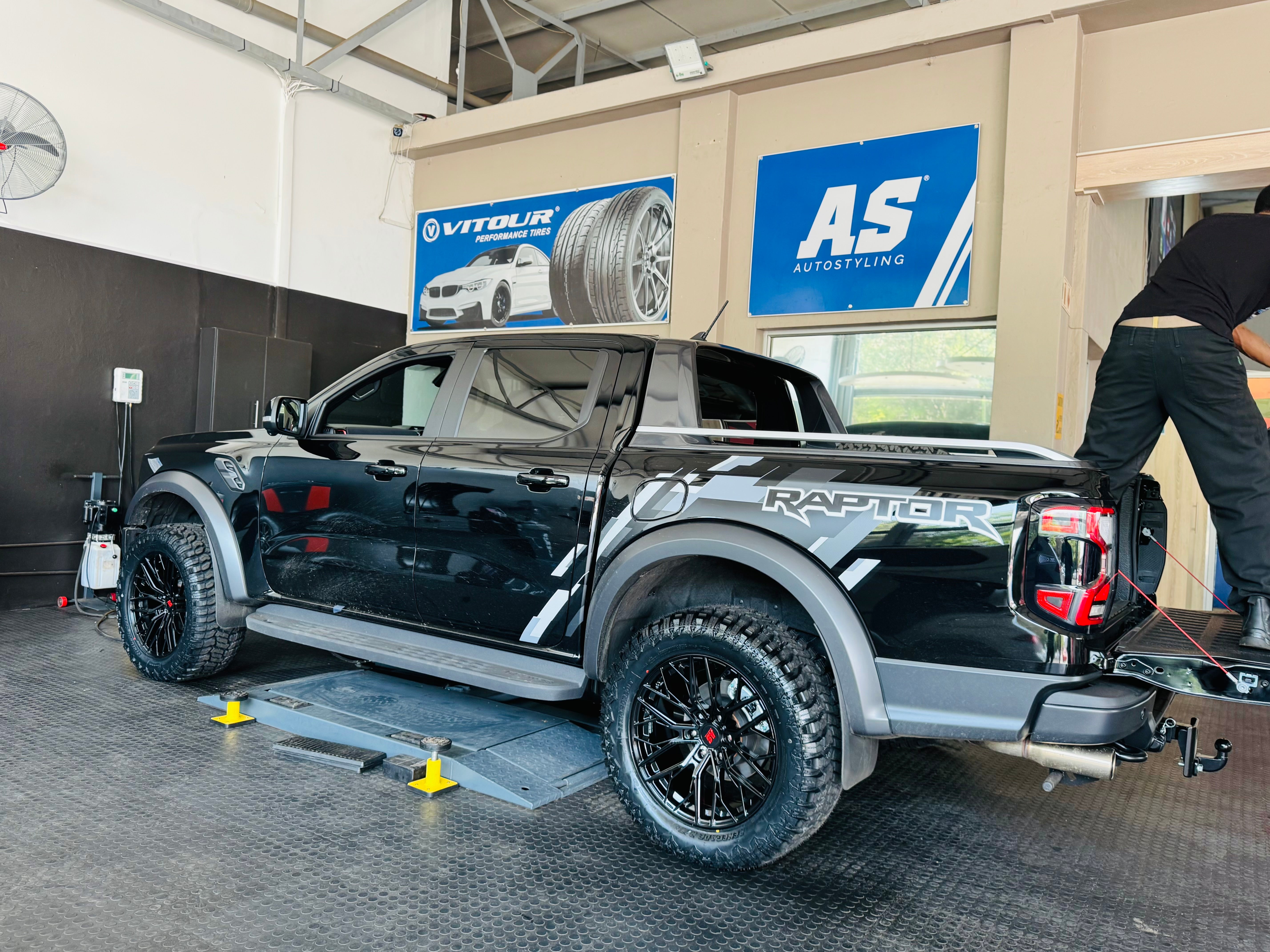 20” AS LOS ANGELES  BAKKIE RIMS 6/139 PCD