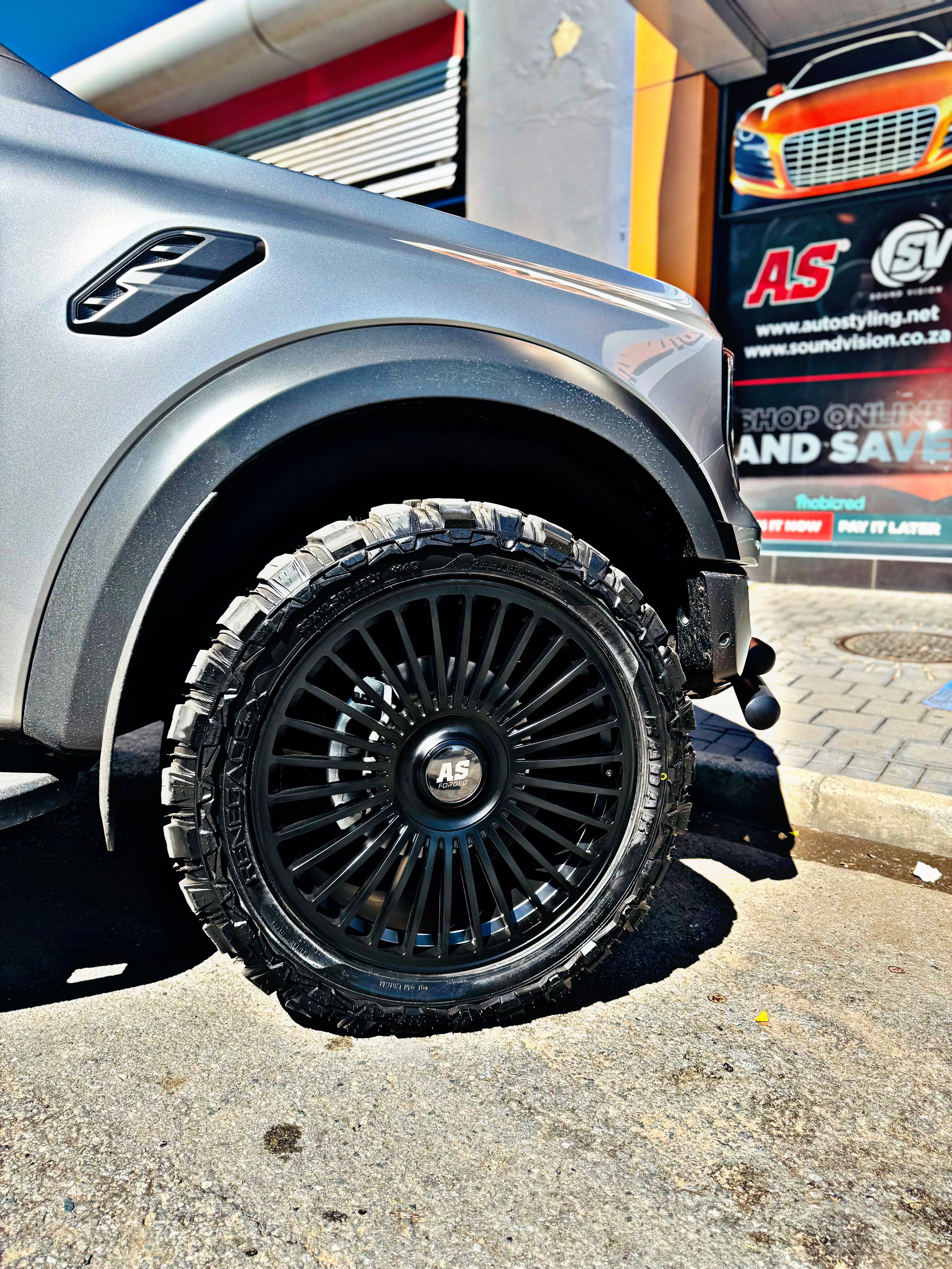 22 ” AS FULLY FORGED 018 RANGER & AMAROK FITMENT   FLOATING CAPS RIMS 6/139 PCD + 22” A/T + TPS MONITORS - Autostyling Klerksdorp
