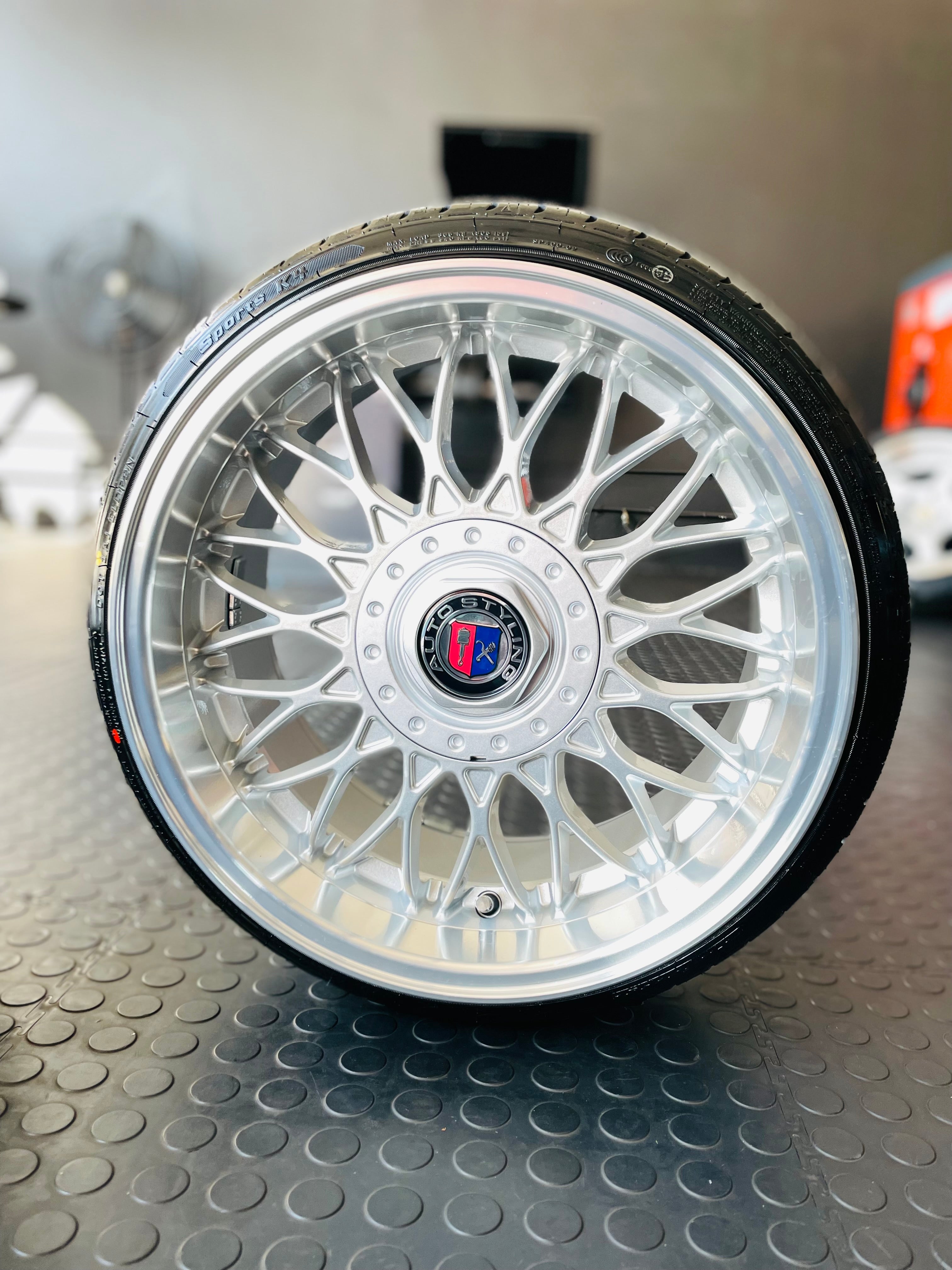 16” AS-VURA MESH / JETTA VR6 click on description for specs
