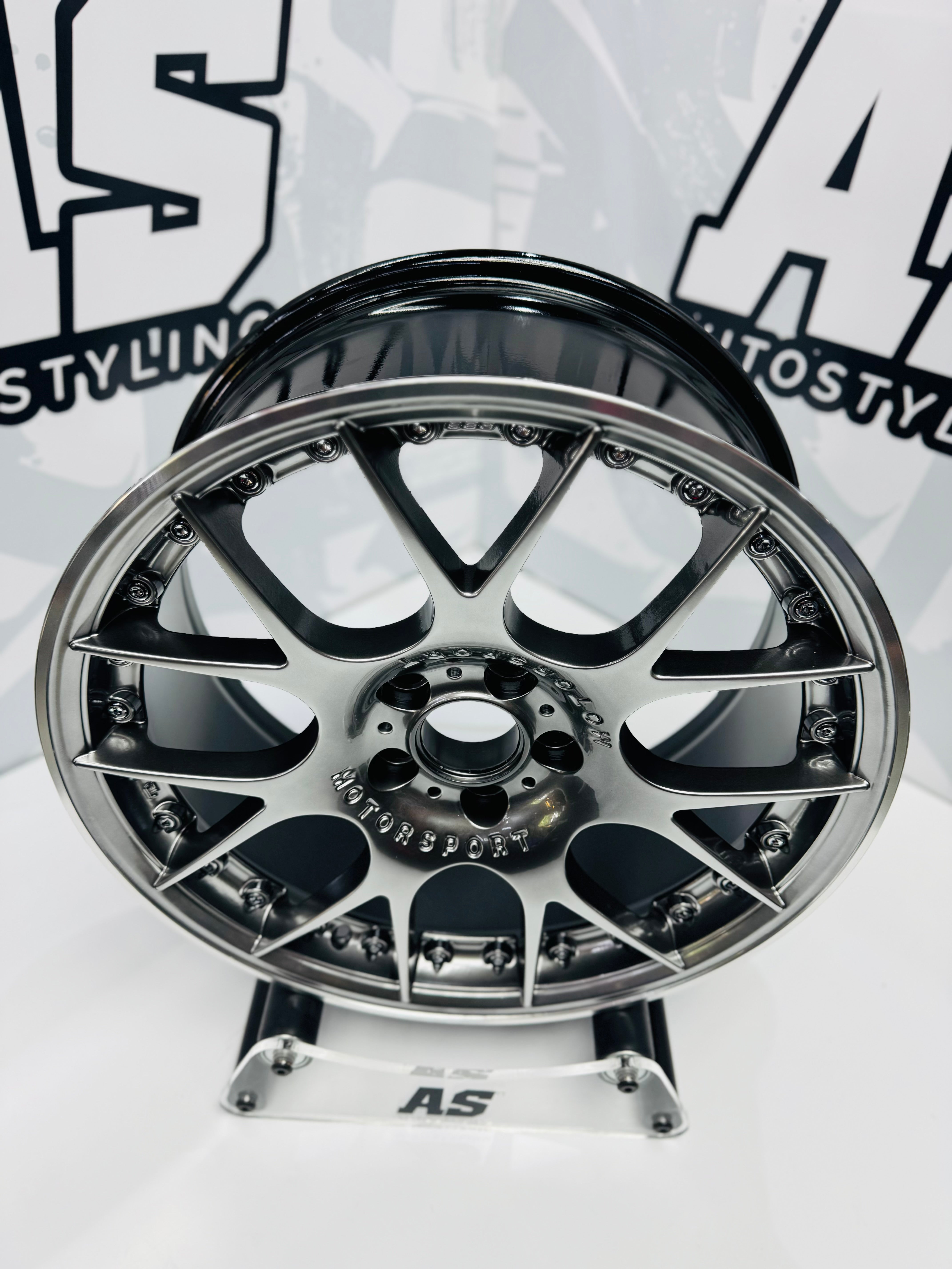 18” BSS CH  5/112 HYPER BLACK