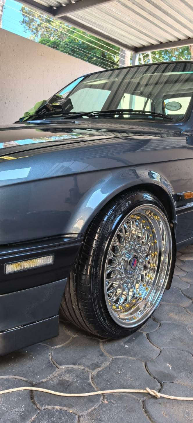 17” AS® Mesh chrome 4x100 & 5x100 10j rear GOLD STUDS