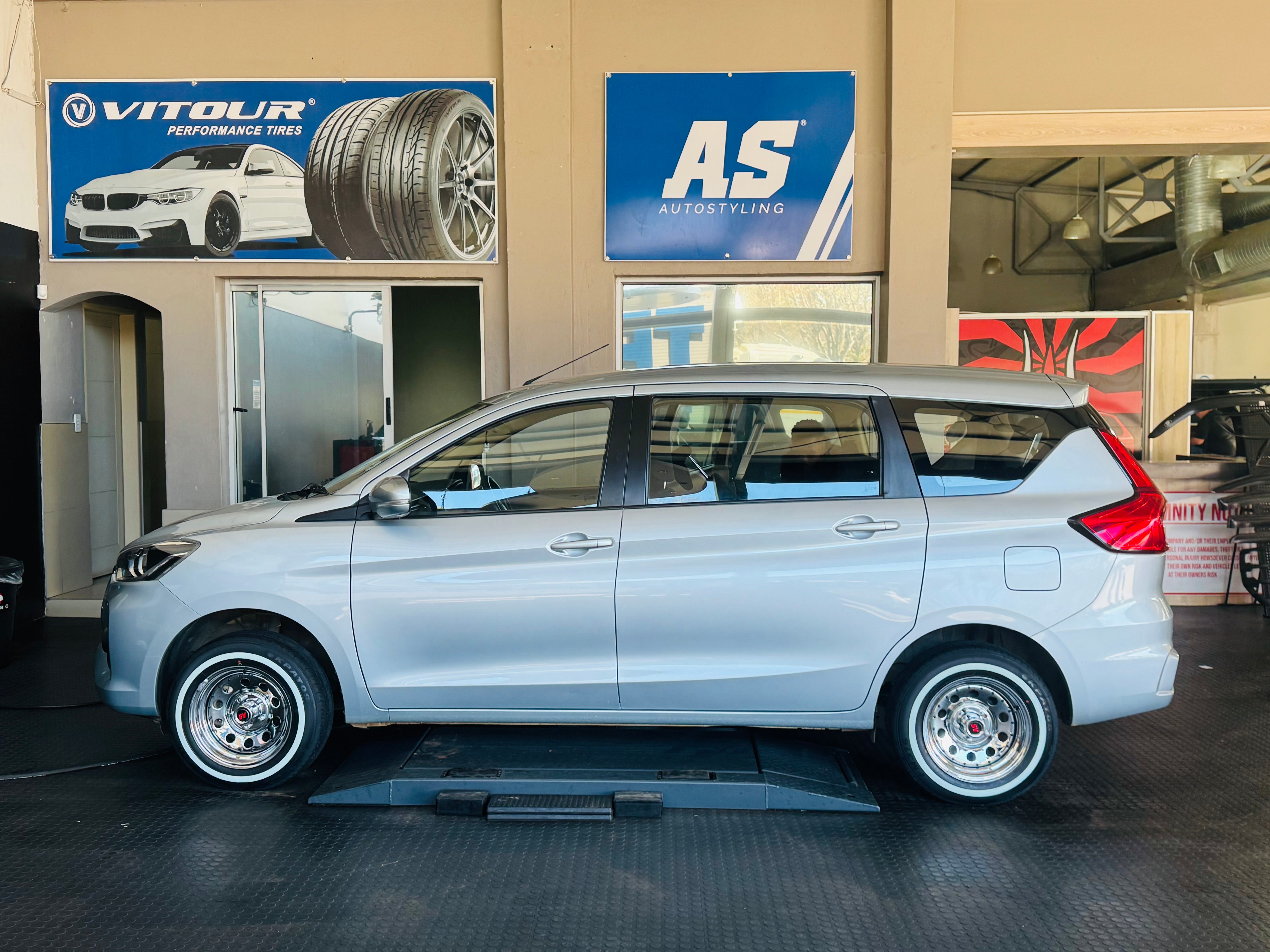 185/70/14 KPATOS WHITE WALL TYRES