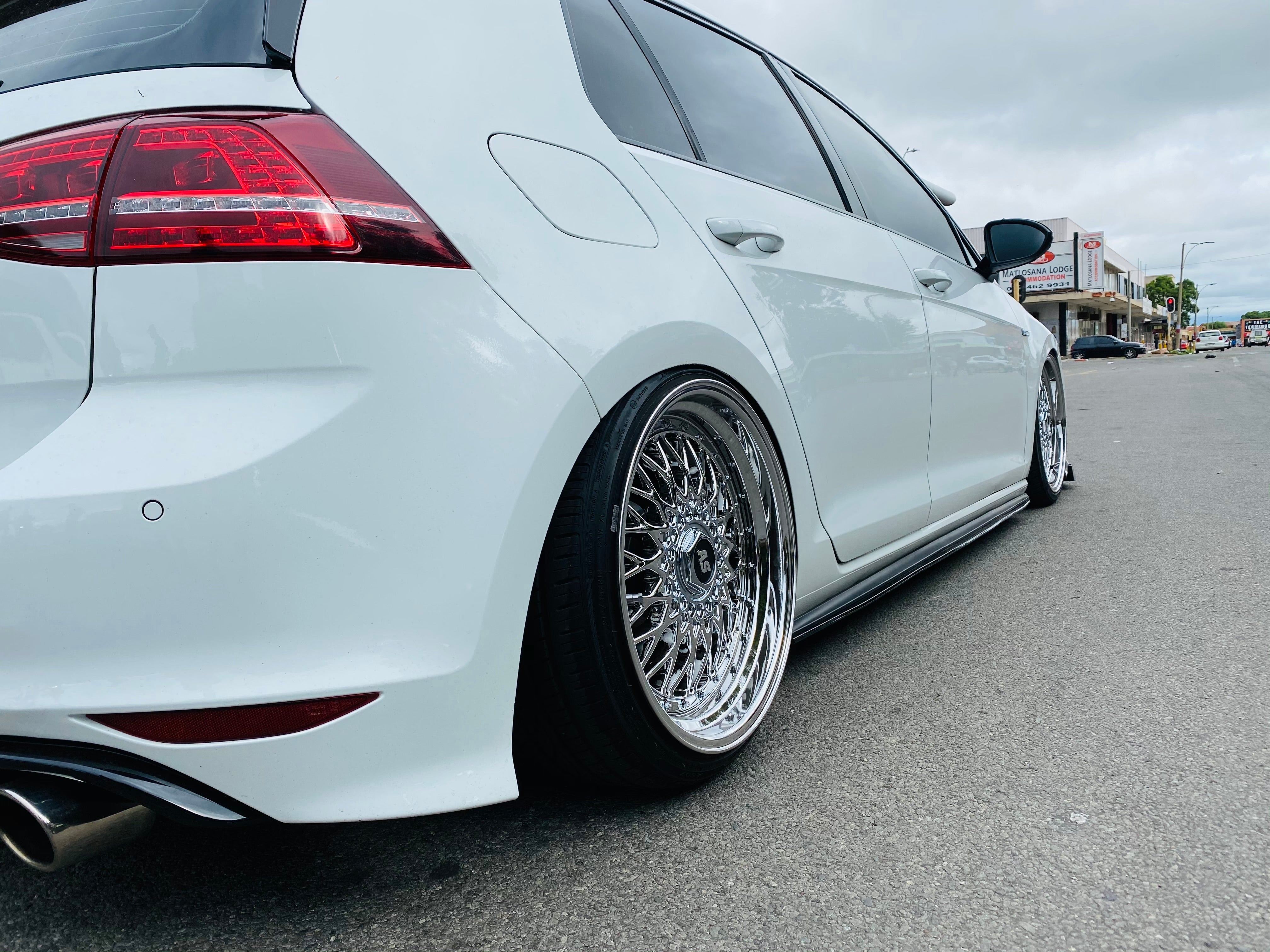 18” AS- MESH 5/112 5/114 SILVER CHROME available May 2025