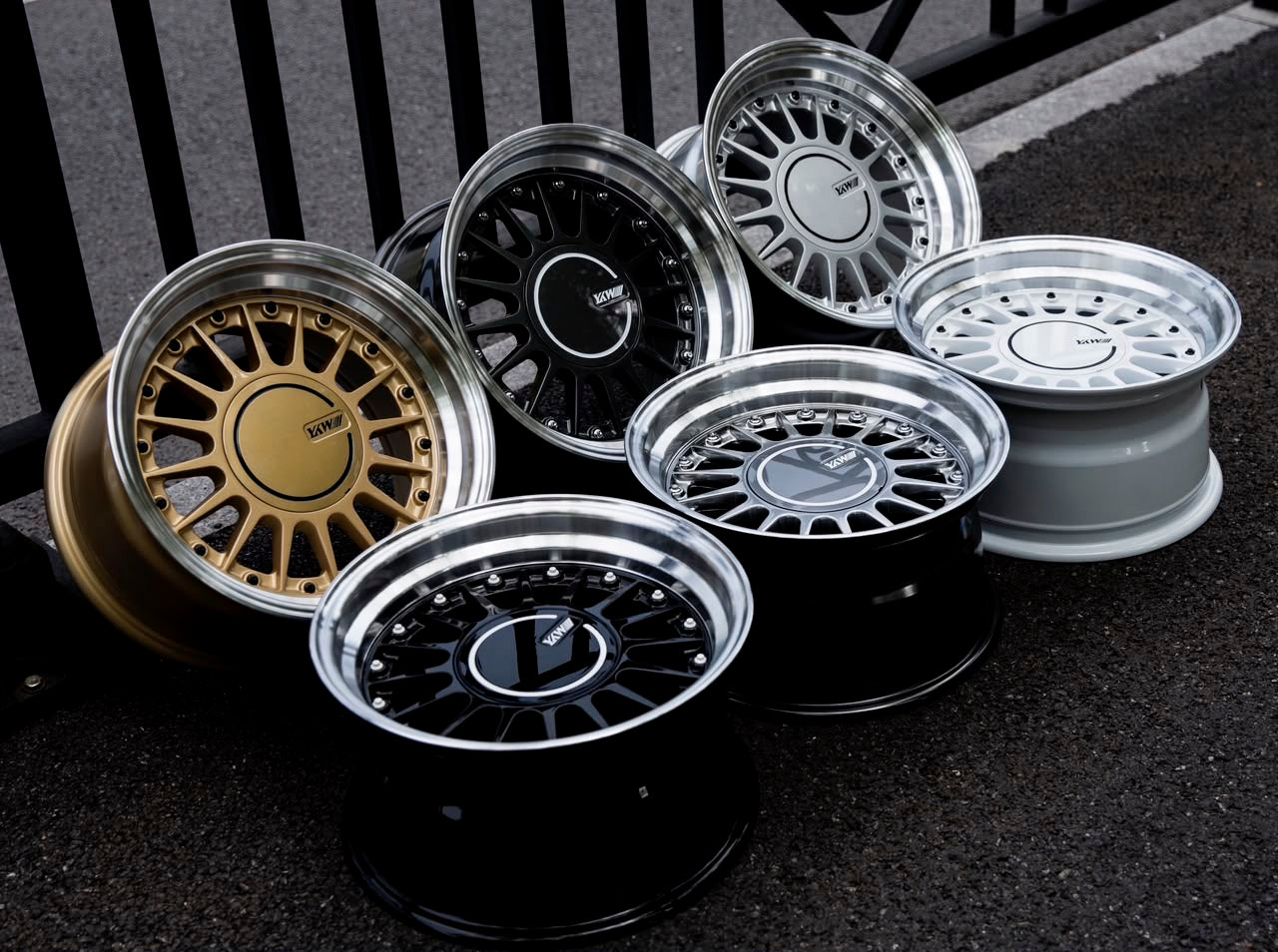 15” AS 5676 DOTZ SPECIAL EDITION