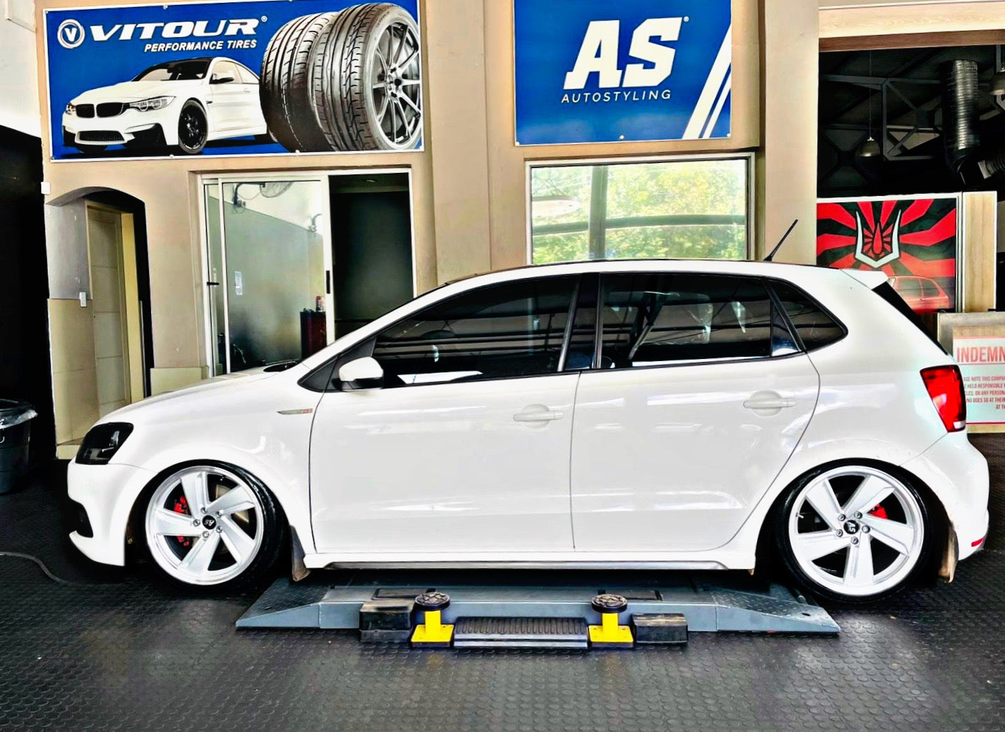 17” AS- MILTON DISHED 5/100 SILVER RIMS - Autostyling Klerksdorp