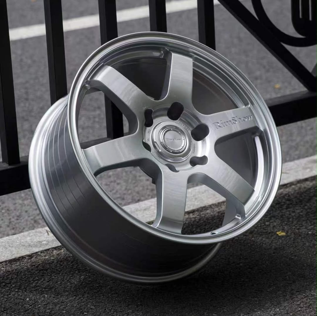 18” RS53 5x114 PCD flowformed wheels