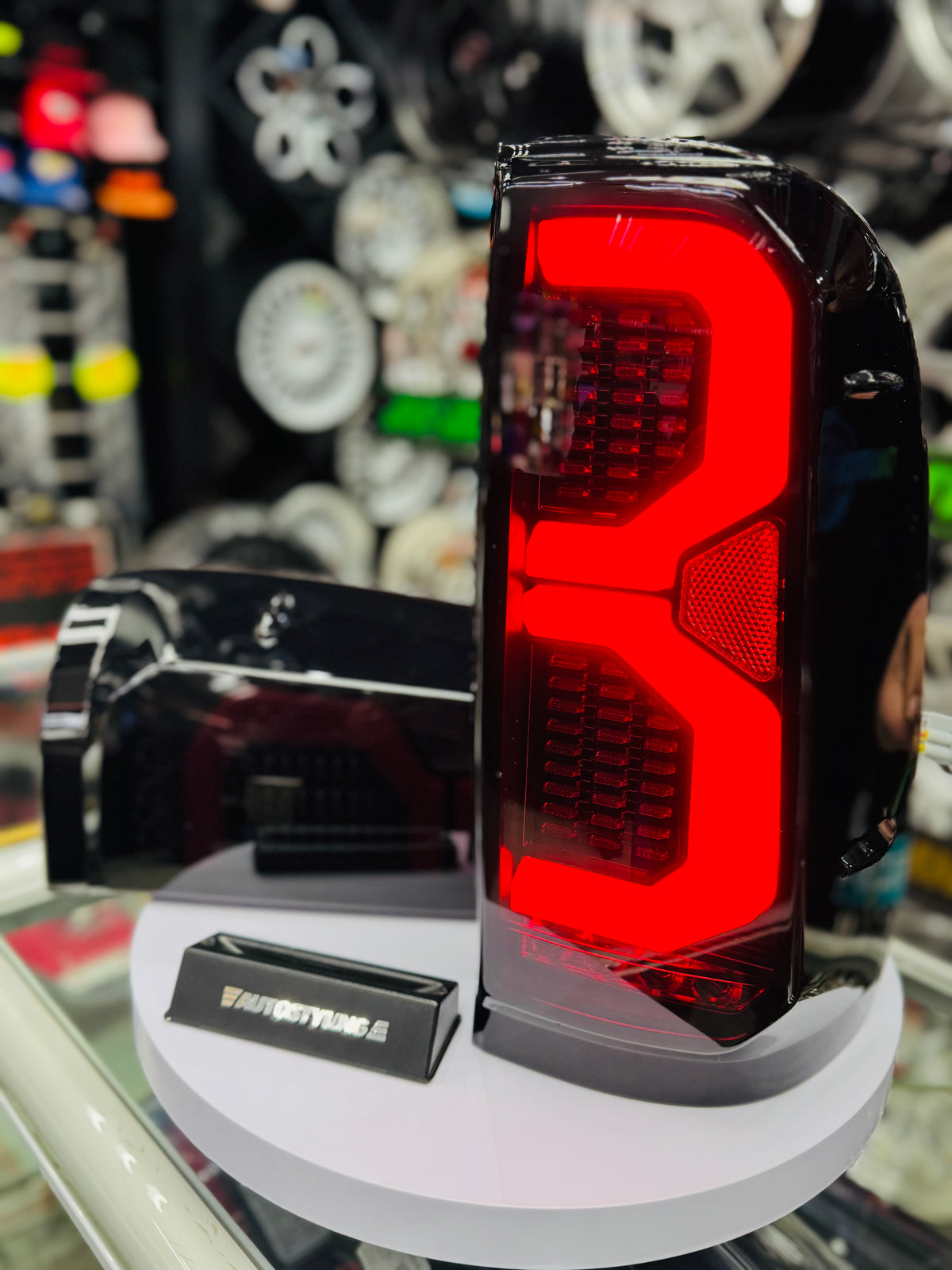 Toyota Hilux Vigo D4D  (05-08) LED TAILIGHTS SMOKED BLK
