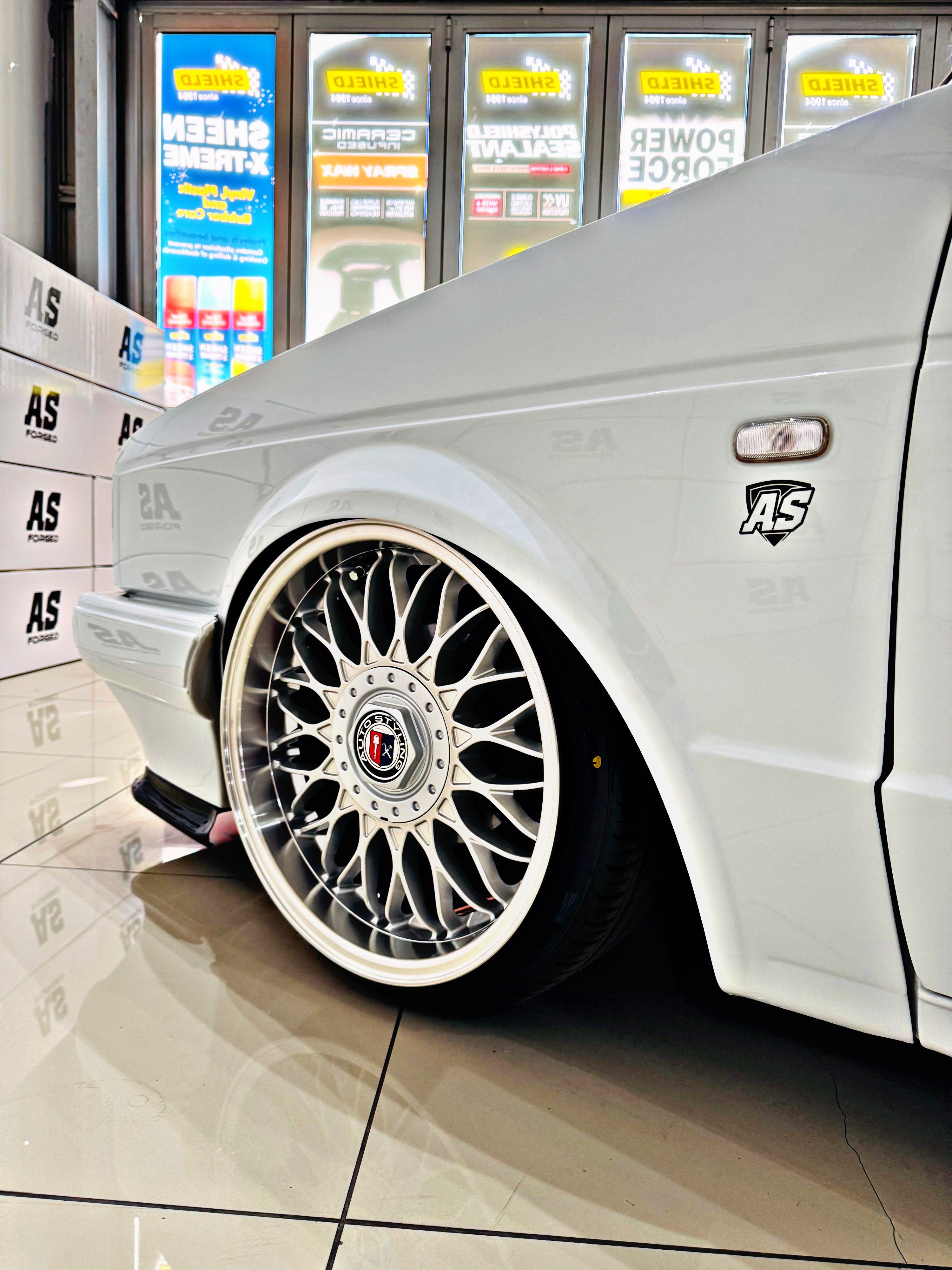 16” AS-VURA MESH / JETTA VR6 click on description for specs