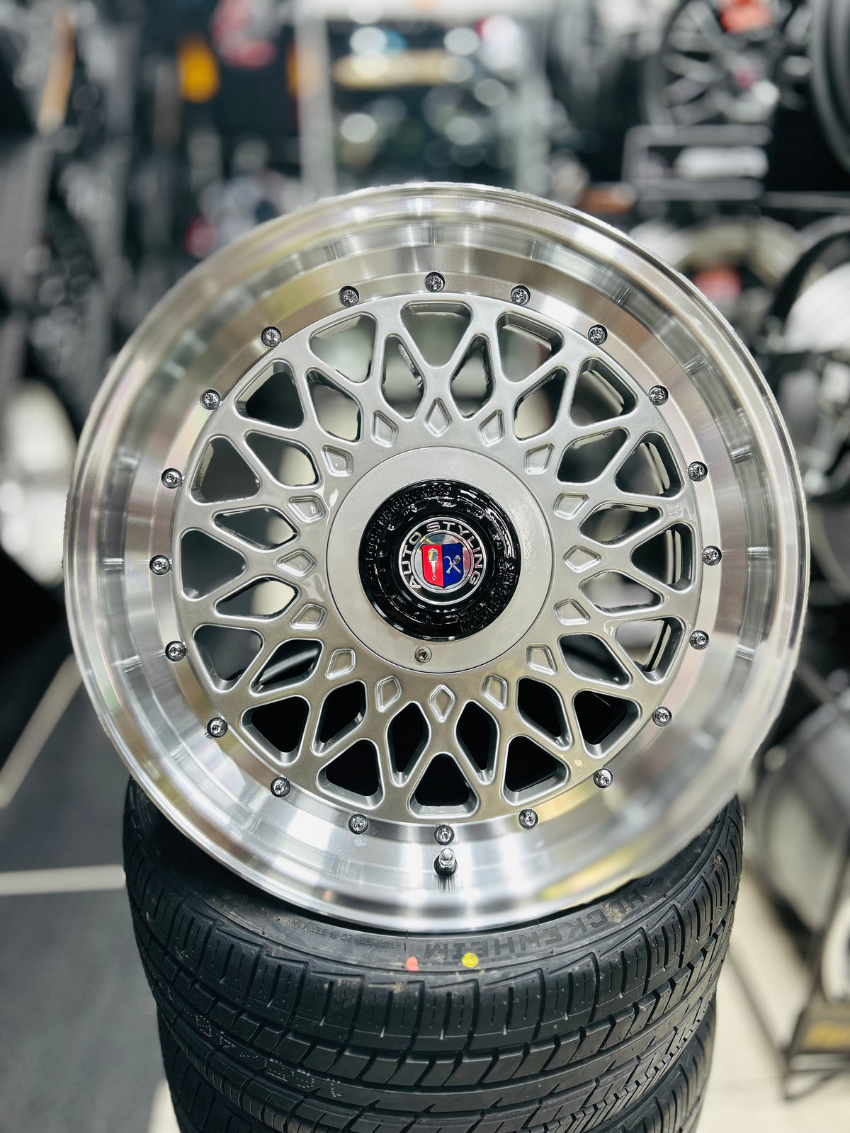 17'' AS-P- MESH 4/100 4/108 SILVER WHEELS
