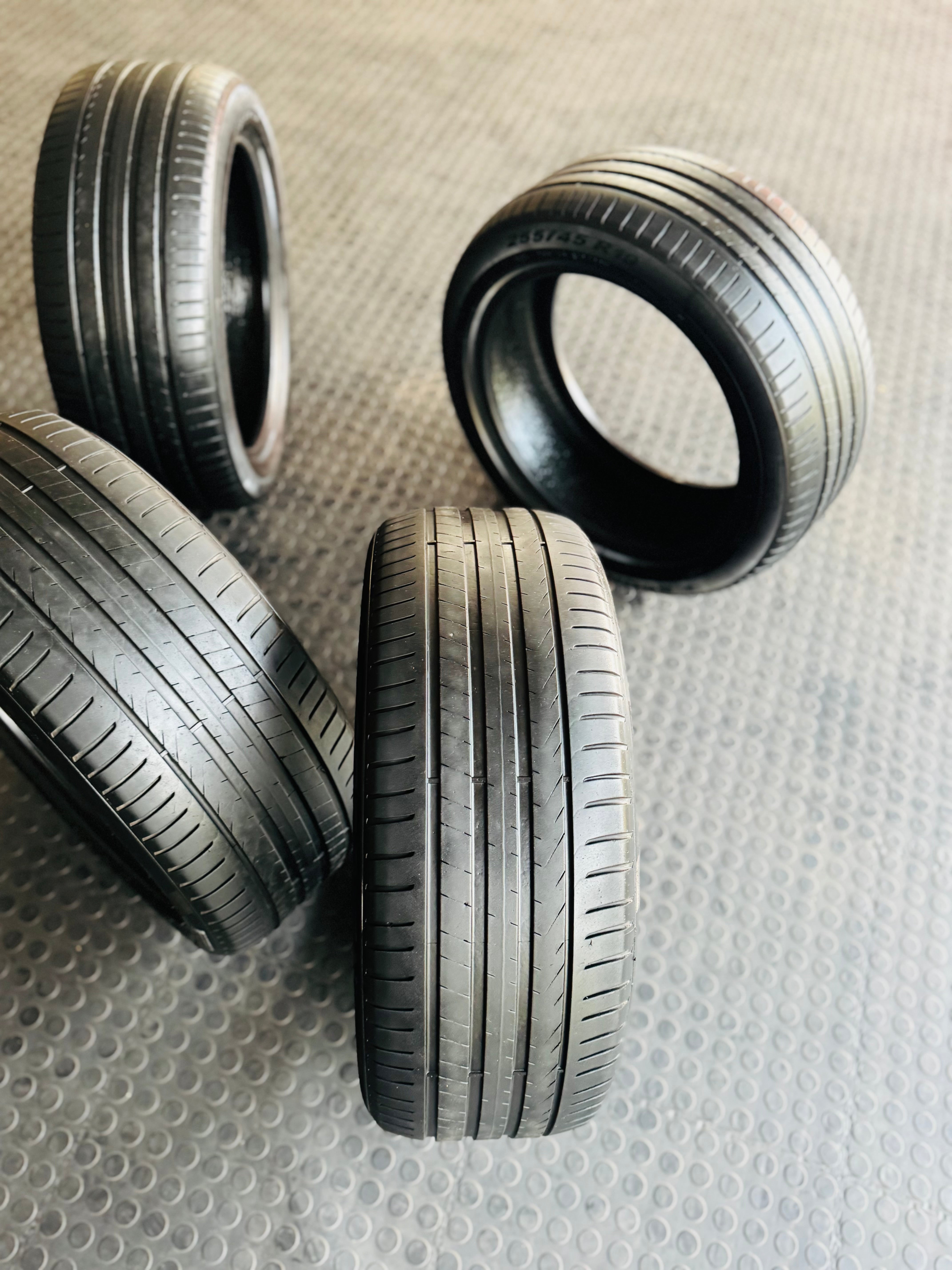 255/45/19 PIRELLI SCORPIO TYRE  ( used )