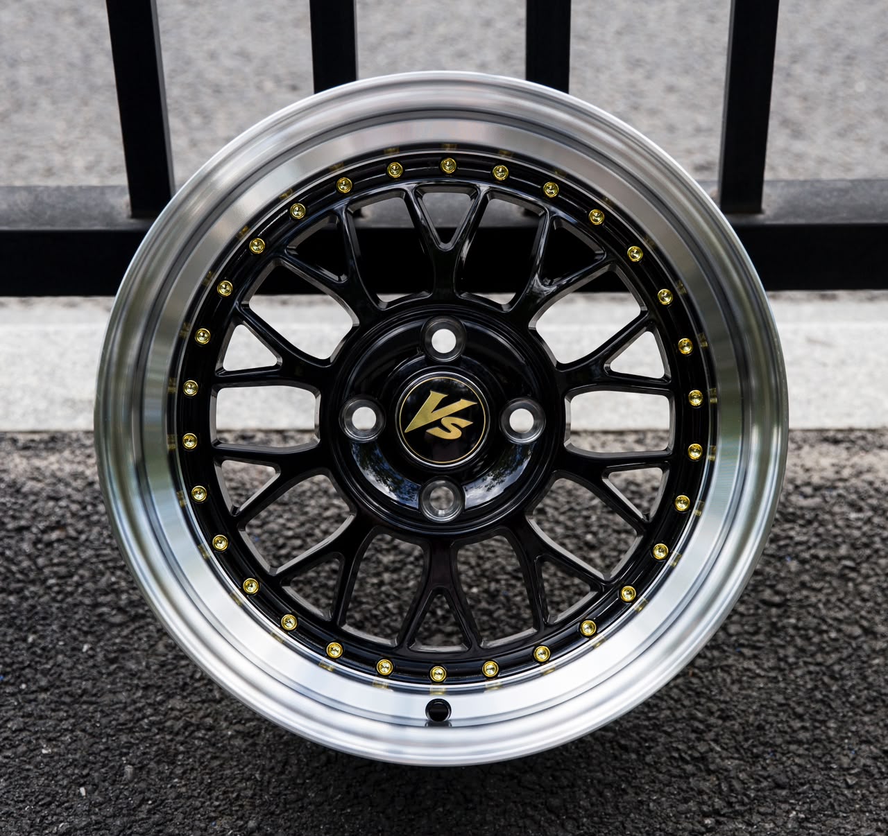 15” AS-VS 4/100