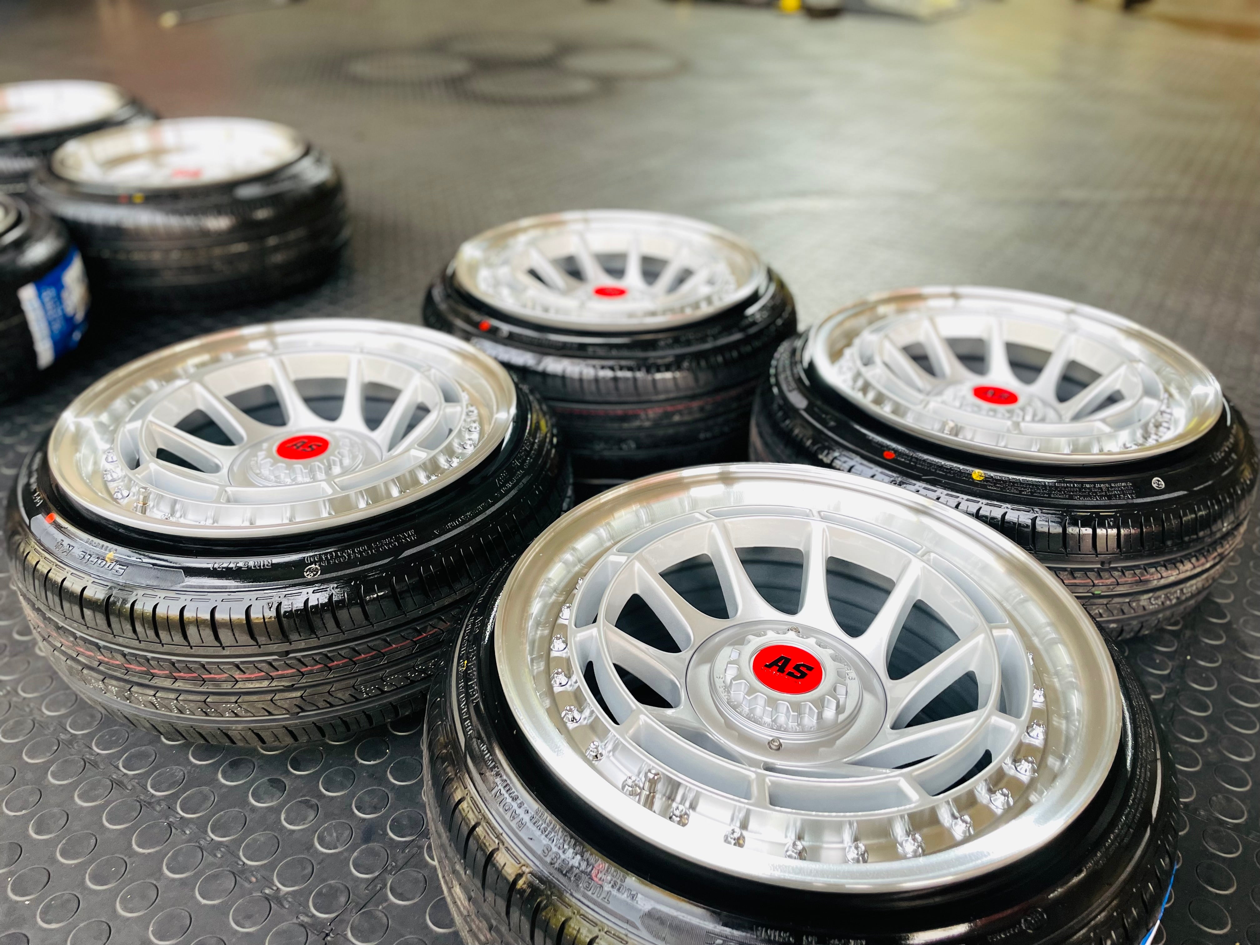 165/45/15 COMFORSER STRETCH TYRE
