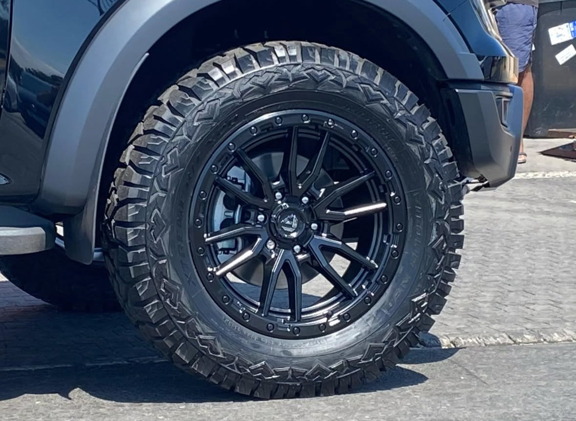 20” 35x12.5 VITOUR XTREME R/T x20 TYRES