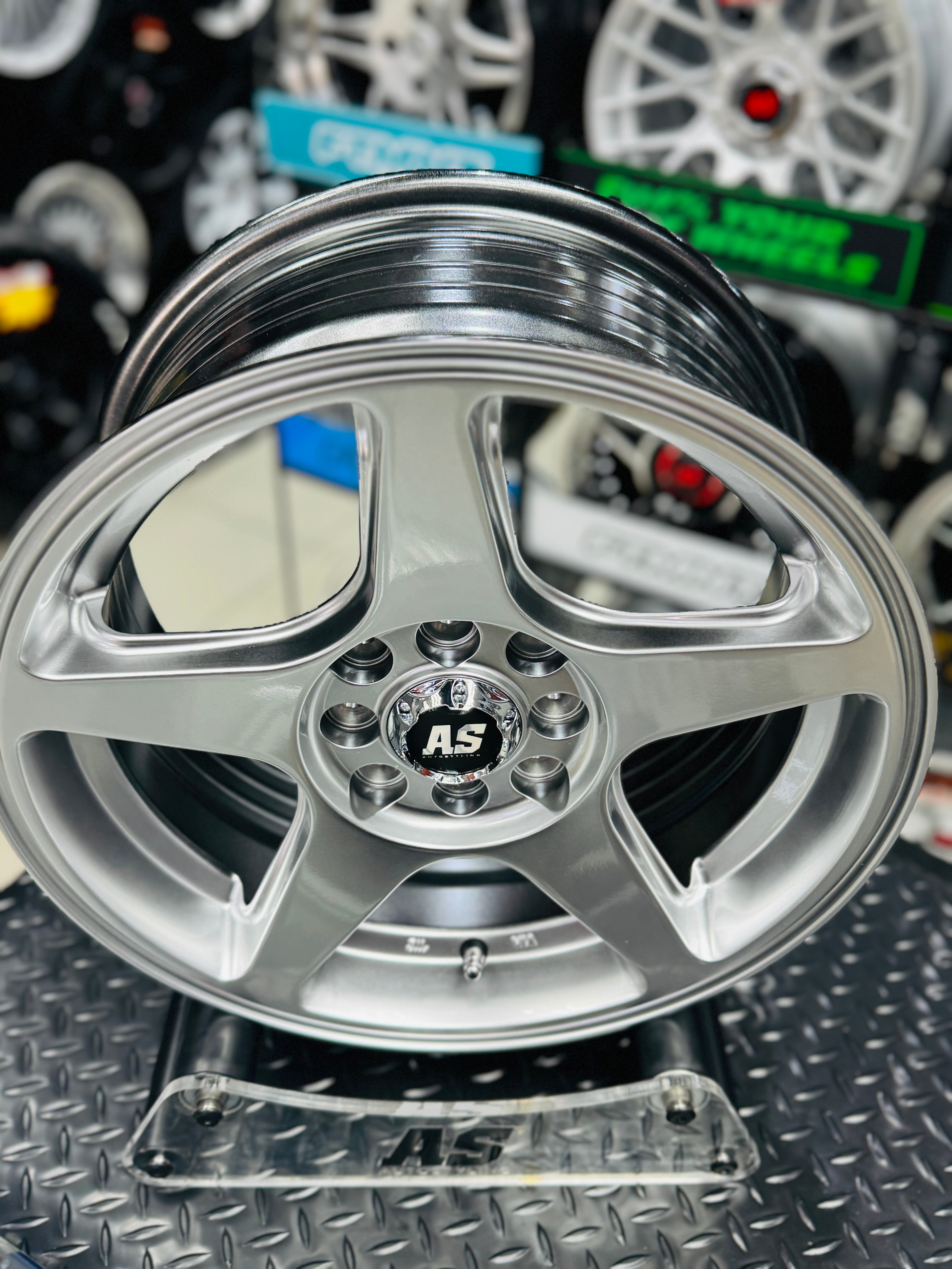 15” AS- 7558  4/100 & 4/114 SILVER