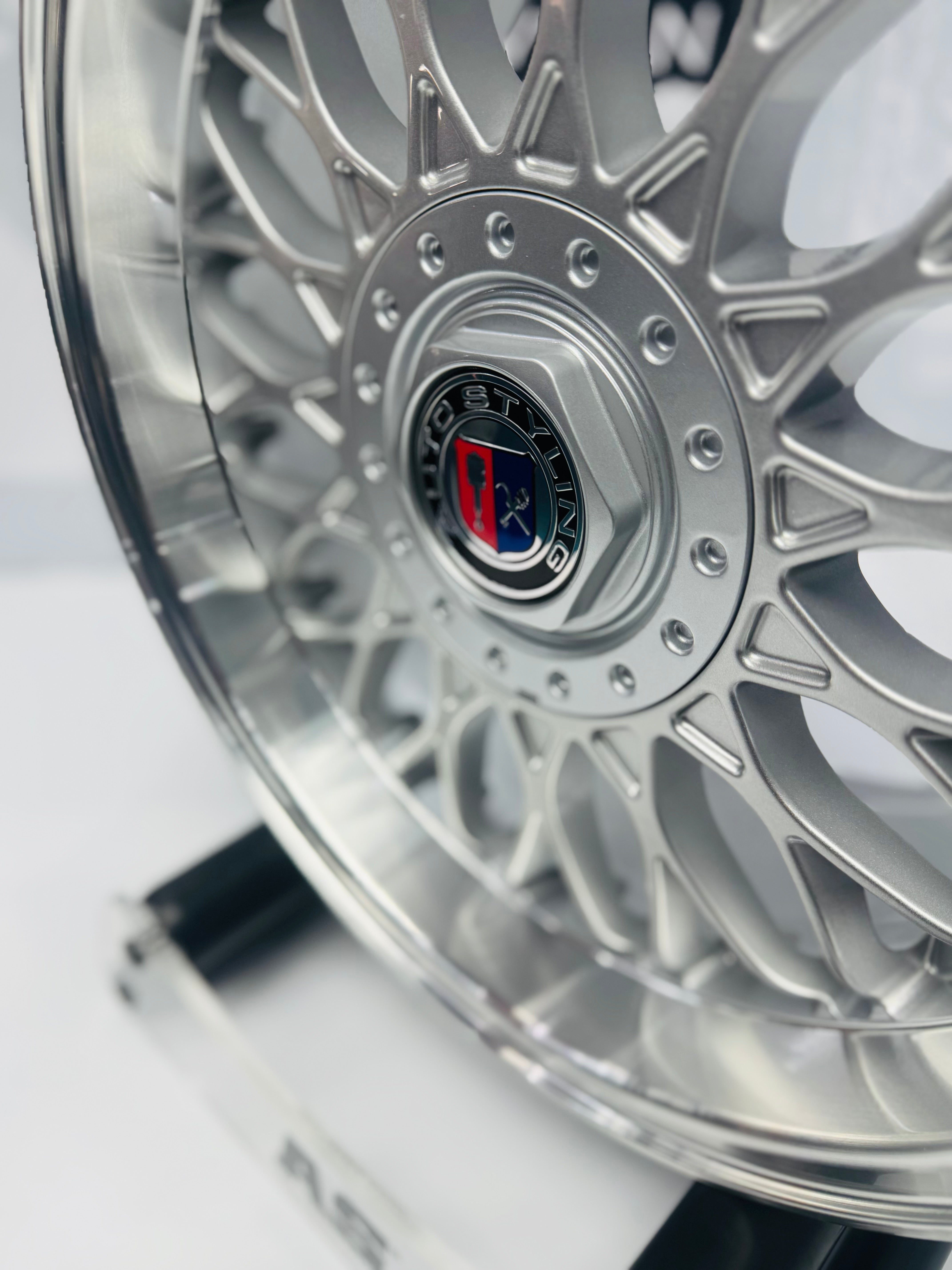 16” AS-VURA MESH / JETTA VR6 click on description for specs