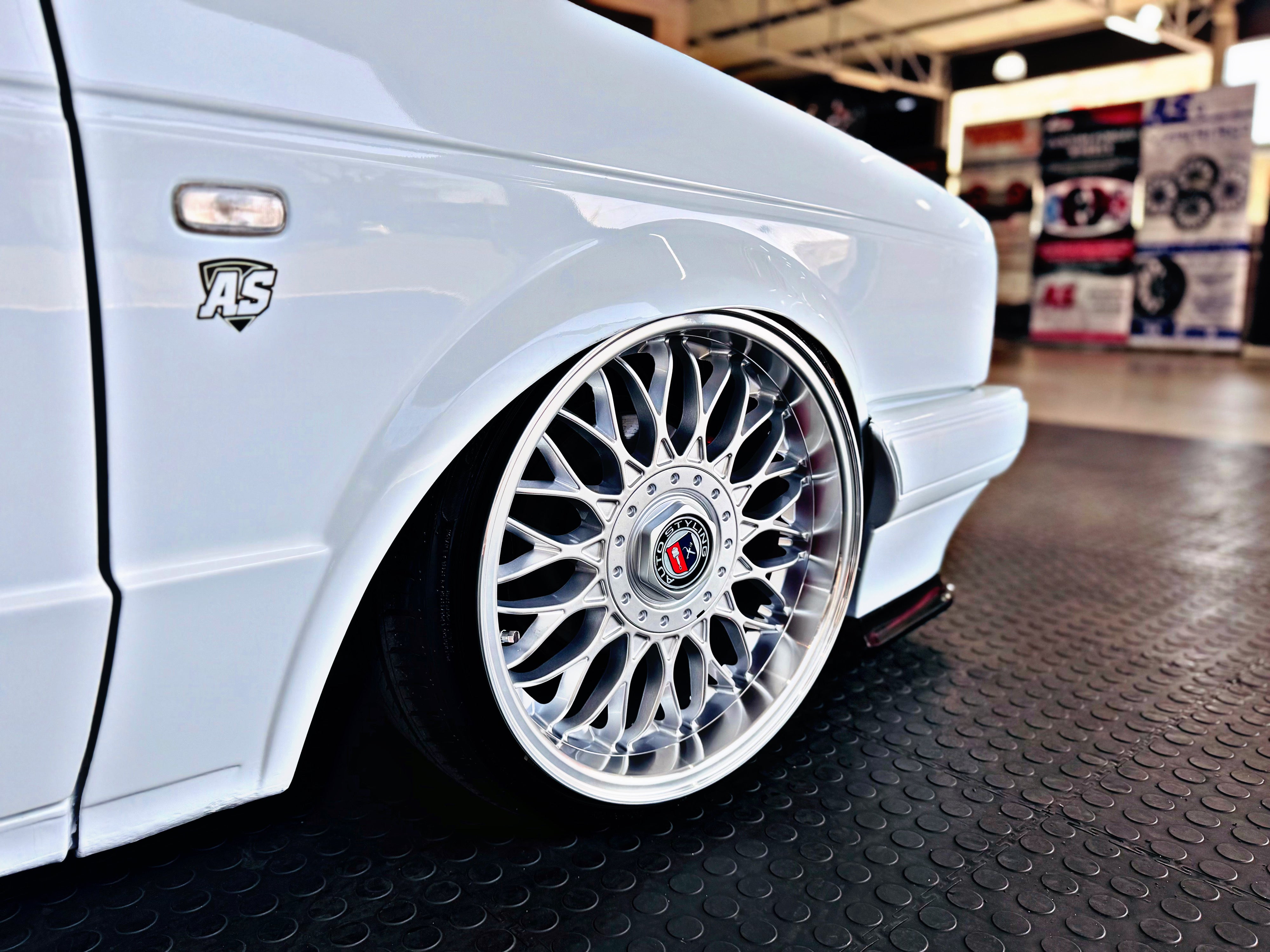 16” AS-VURA MESH / JETTA VR6 click on description for specs