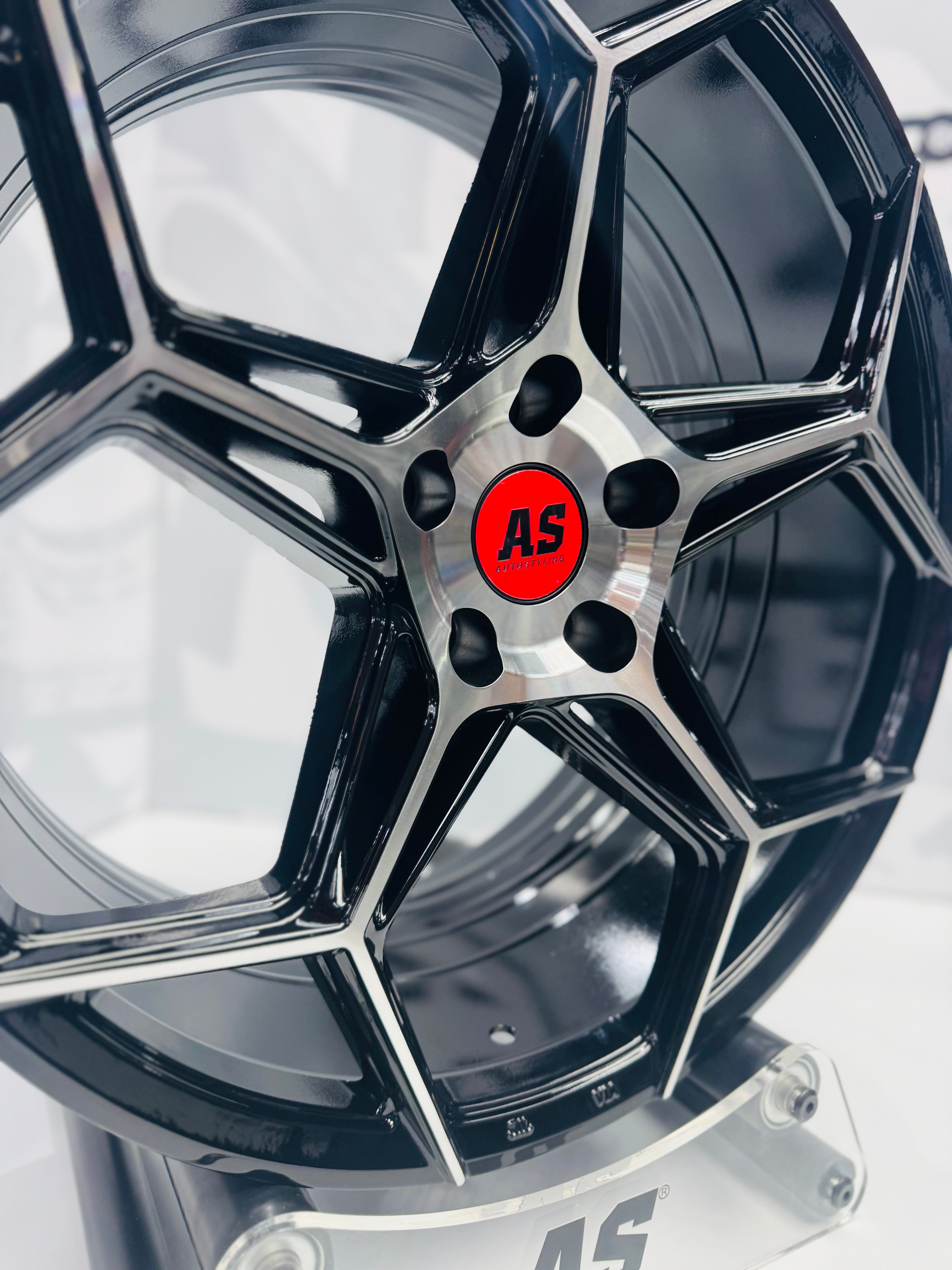 19” AS-F98BX04 ( 5x112 )