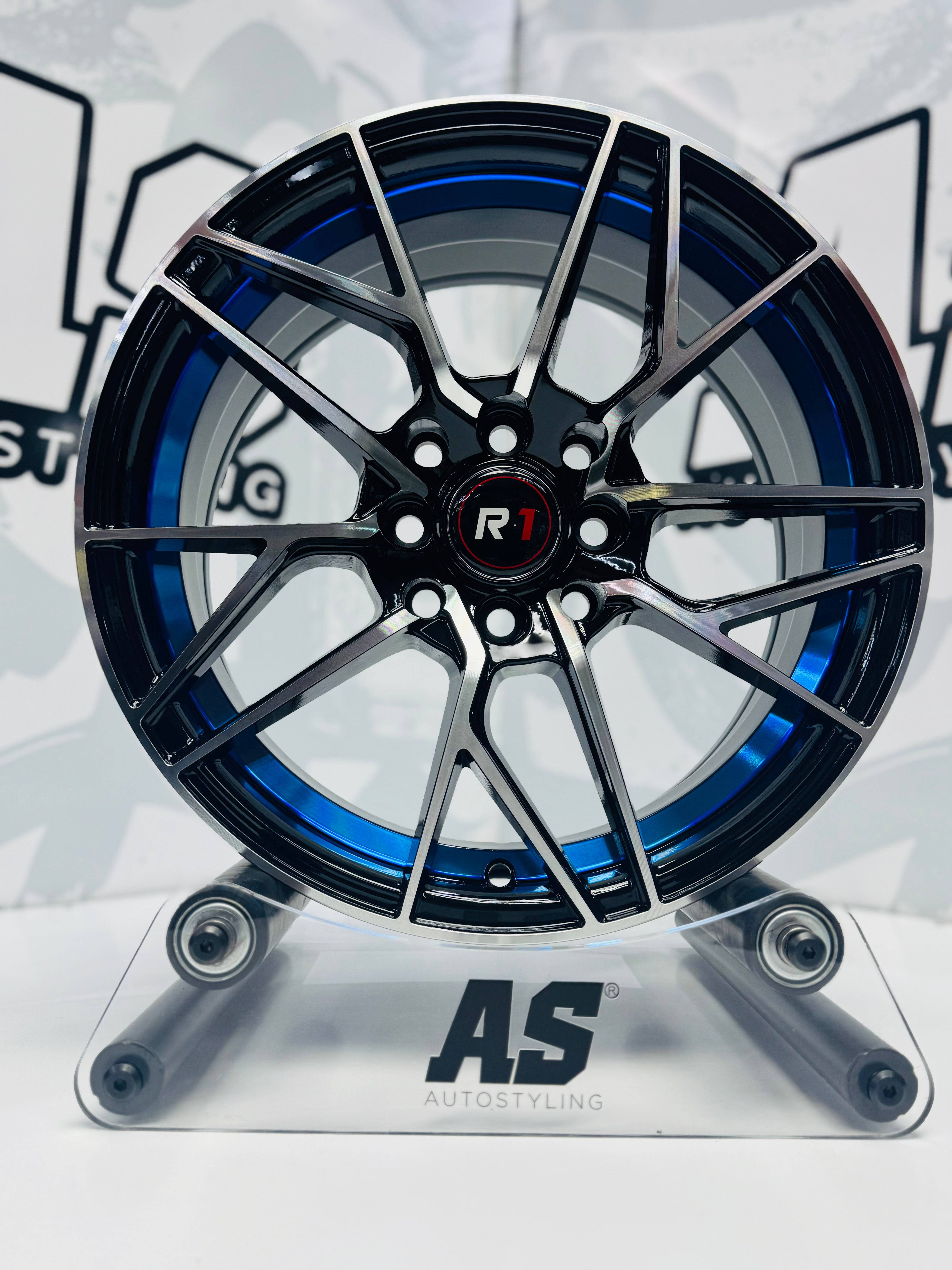 15” M8962 4x100 4x114  Machine black / blue - Autostyling Klerksdorp
