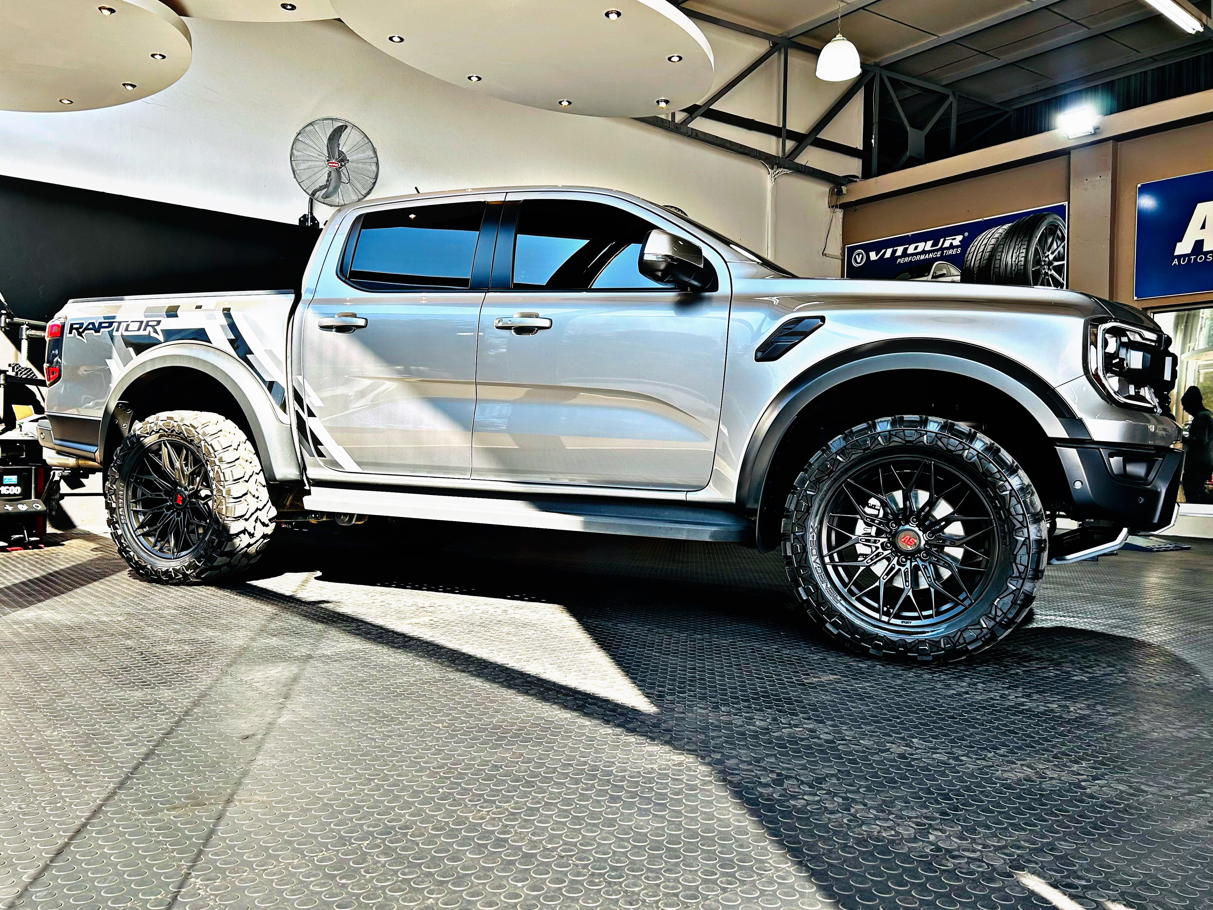20” CALIFORNIA AS 340  BAKKIE RIMS 6/139 PCD